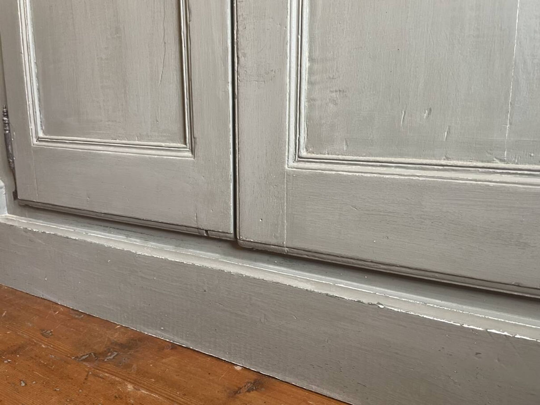 Large kitchen buffet cupboard chest of drawers