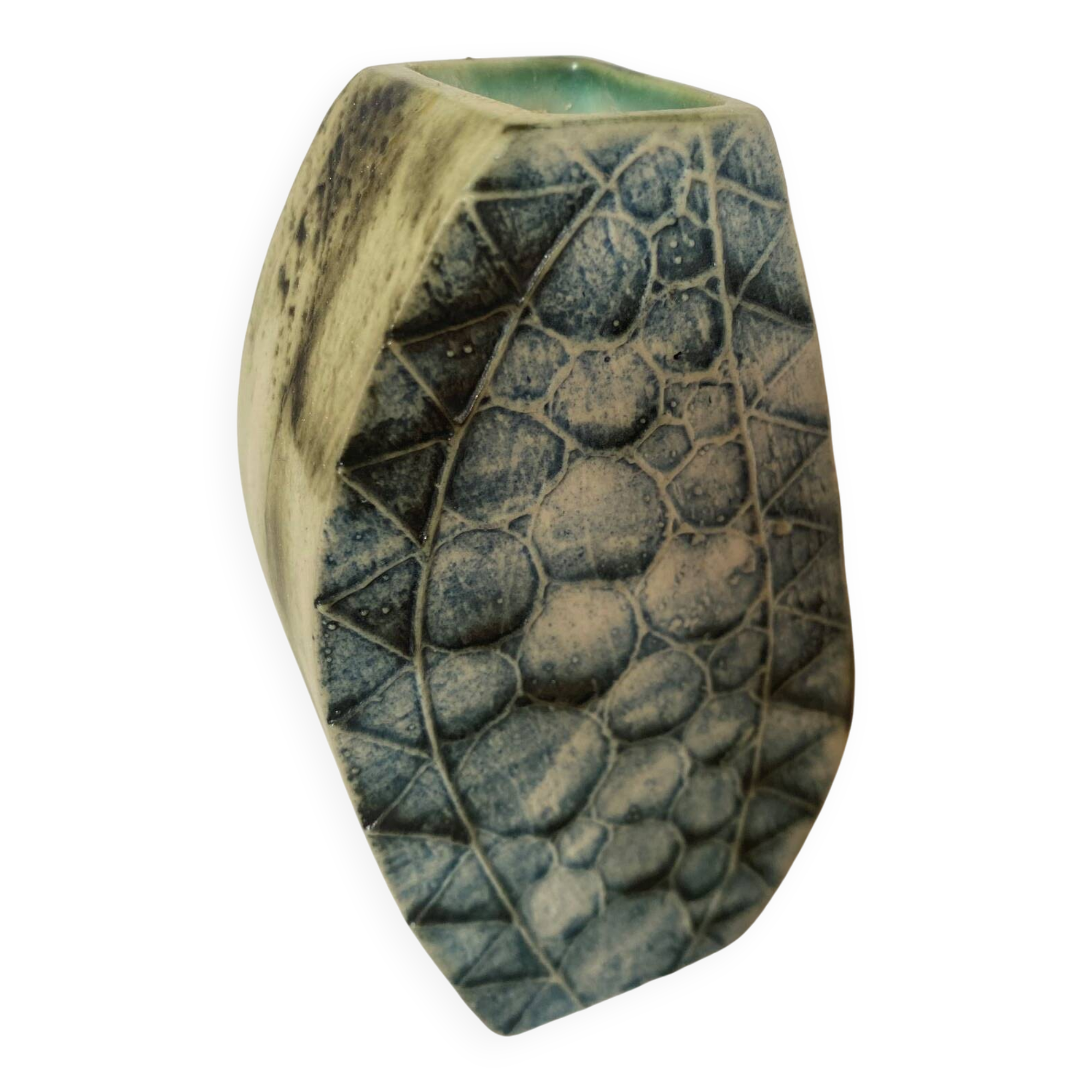 Petit vase signé Carn Pottery