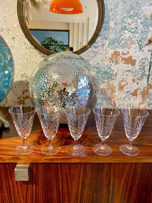 Lot de 6 verres à vin verrerie de Doyen
