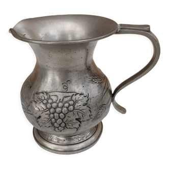 Antique pewter pitcher 95%