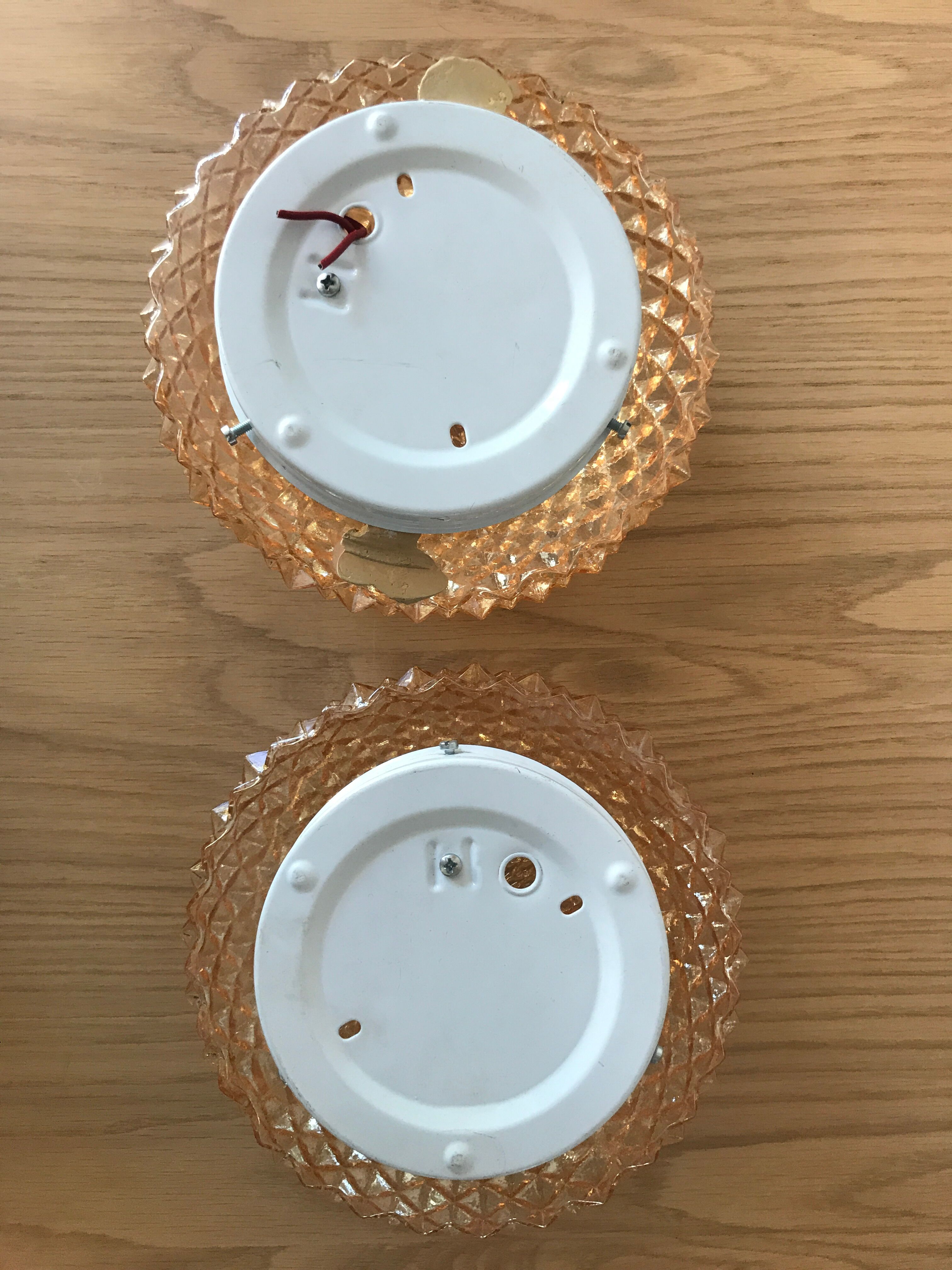 Pair of ceiling lamps