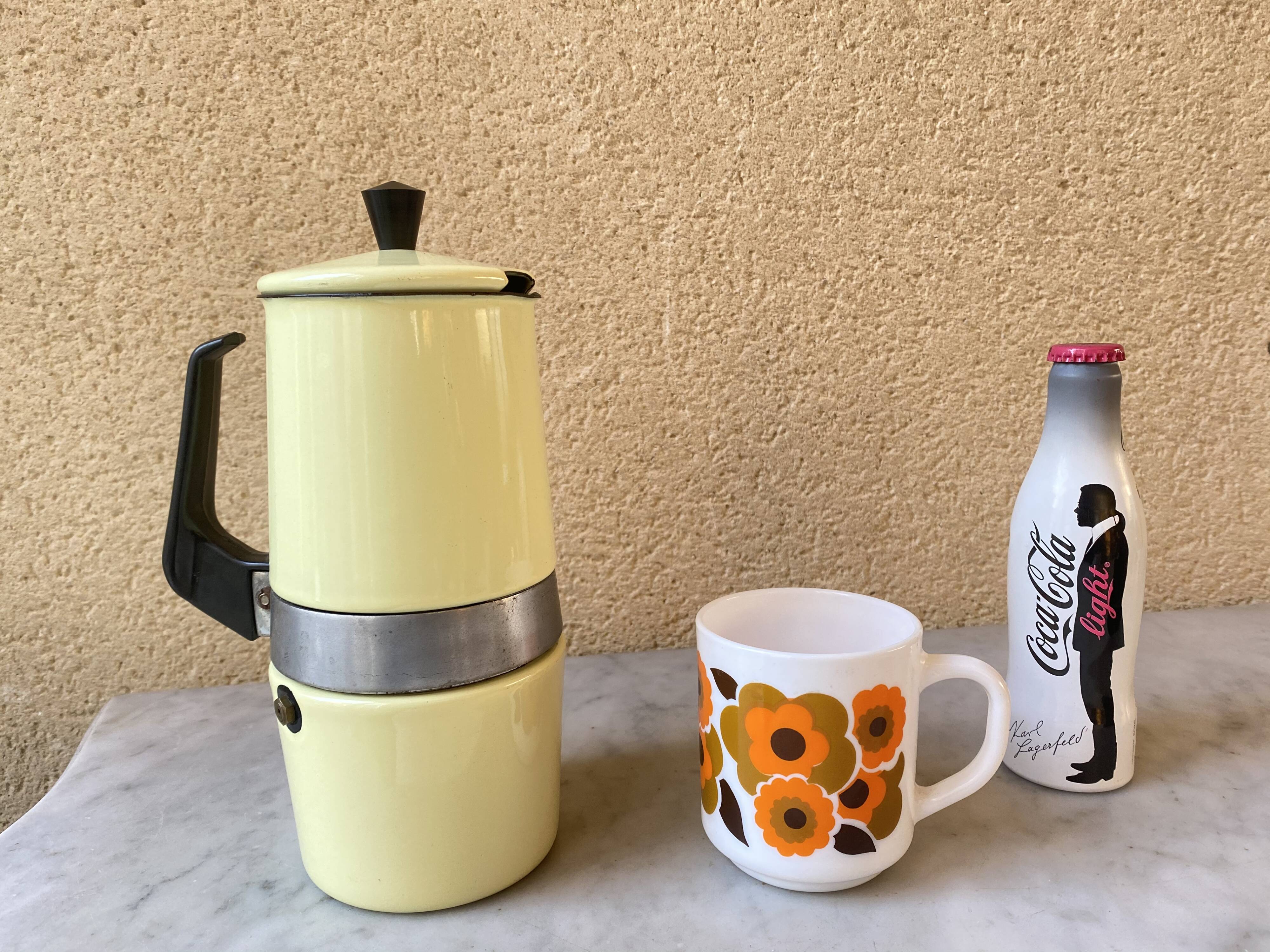 Italian coffee maker enamelled vintage yellow 70s