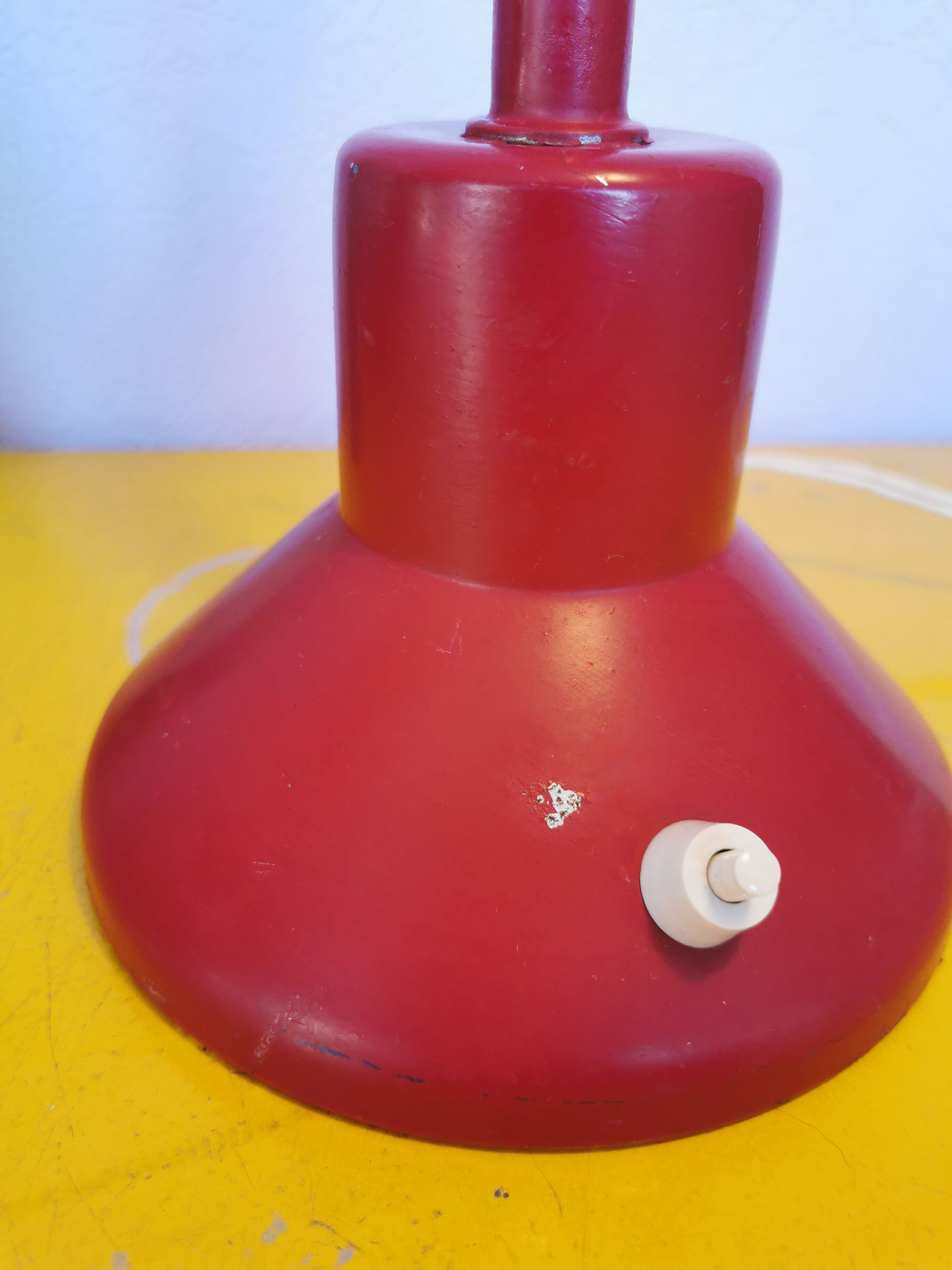 Burgundy flexible casserole lamp, 1960