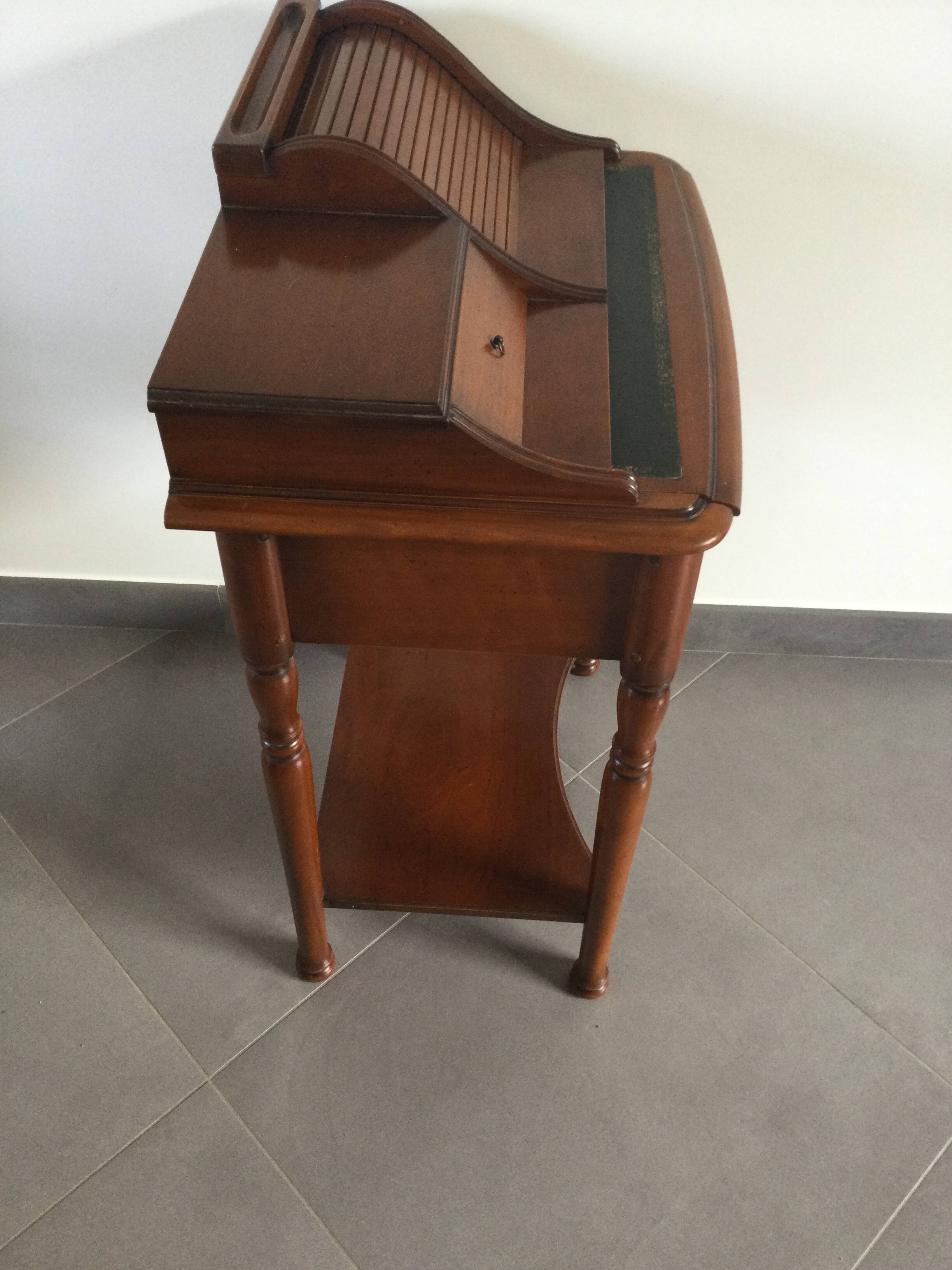 Cherry wood writing unit