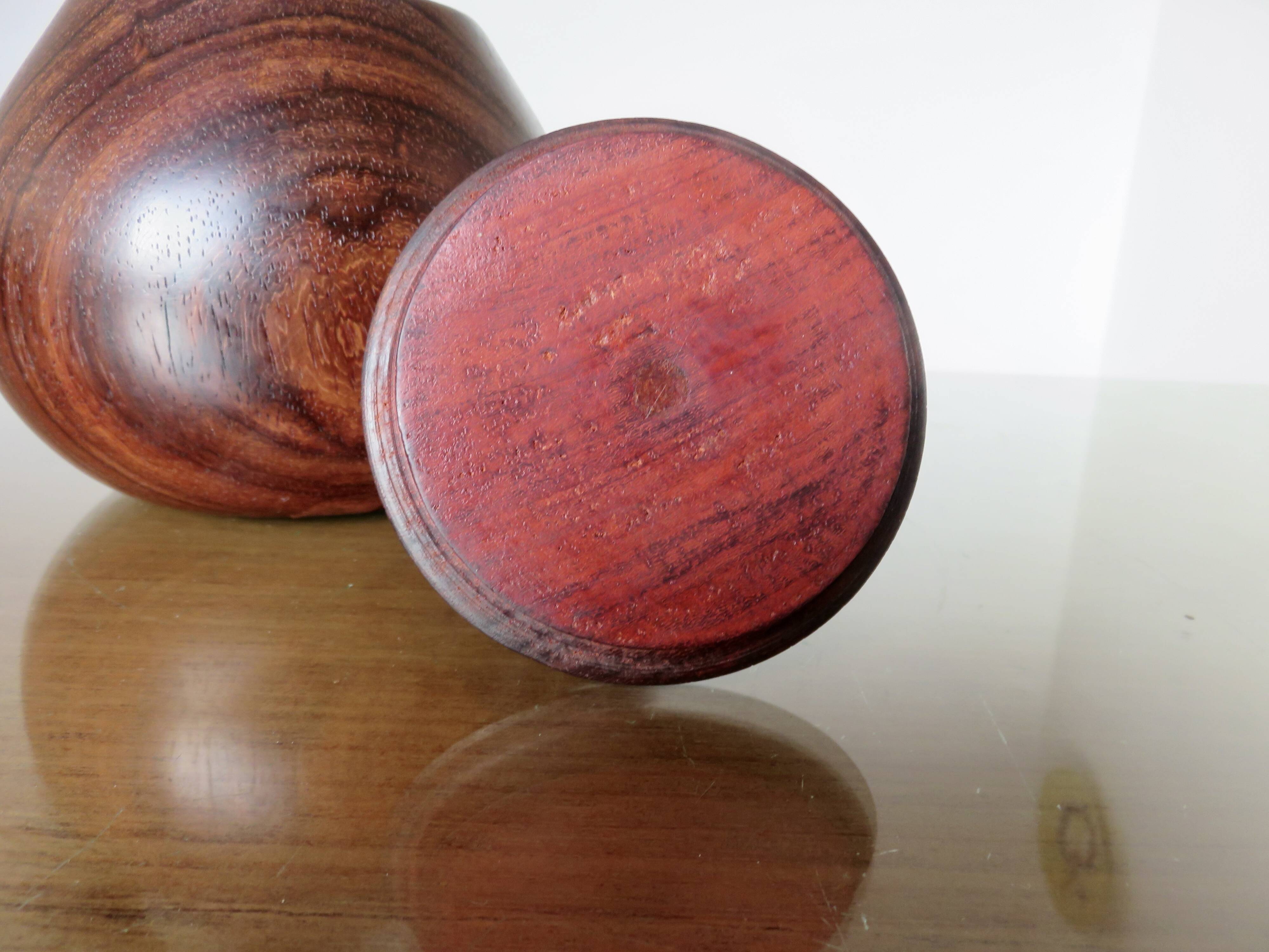 Scandinavian rosewood box, free form, 60s-70s