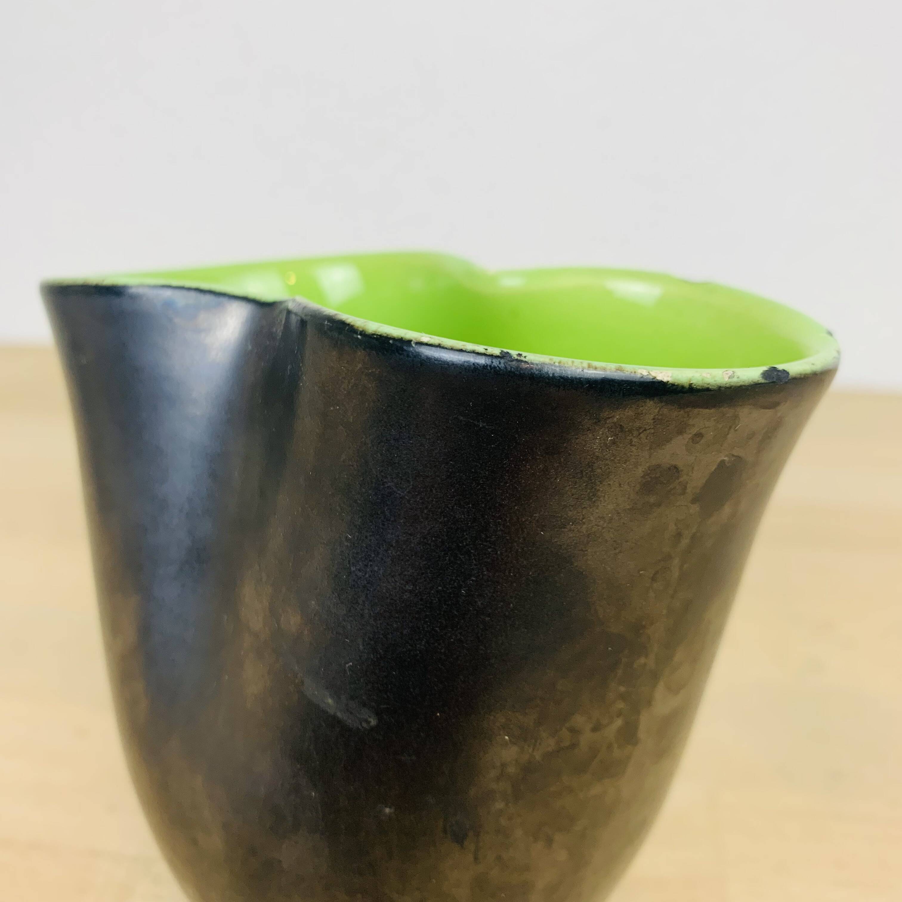 Elchinger green/black handkerchief vase from the 50s