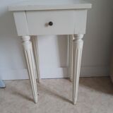 Bedside table