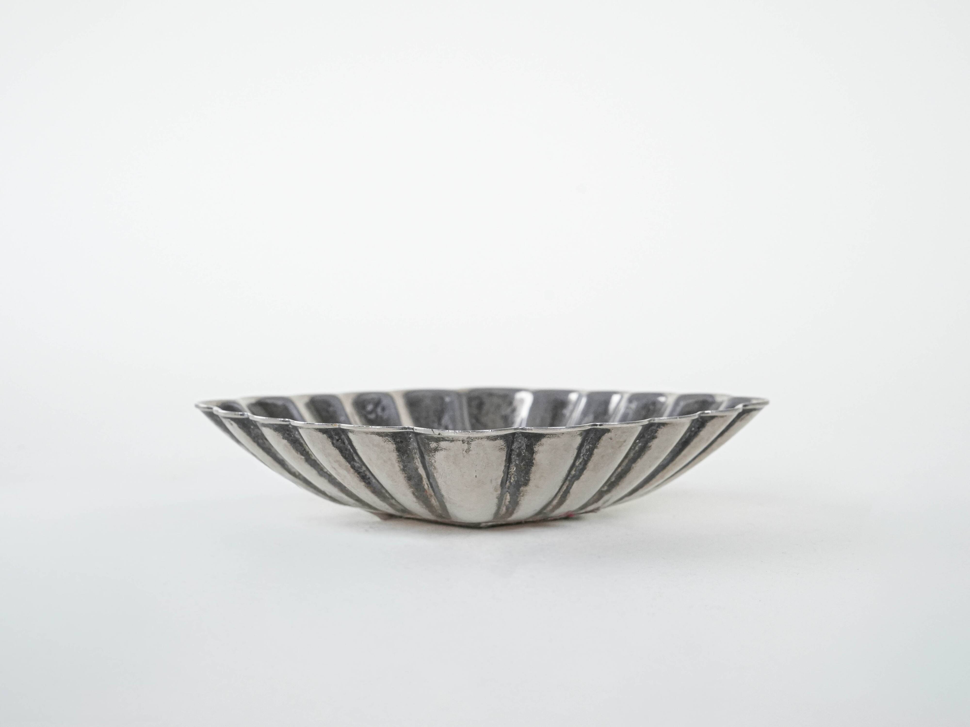 Metal platter, Italian design, 1970s, made in Italy