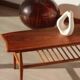 Table basse vintage Everest en noyer – style « planche de surf » (années 60)