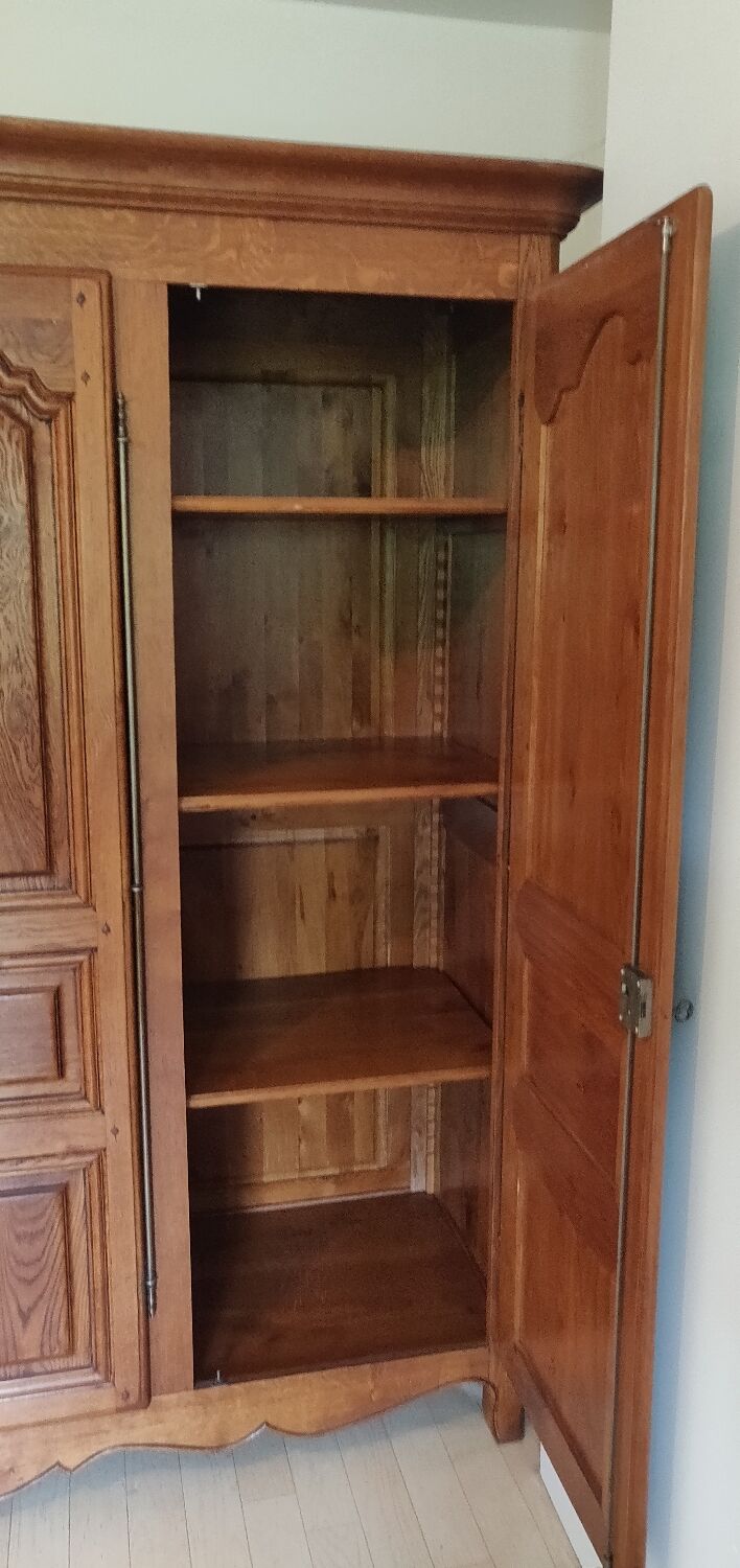 Armoire ancienne