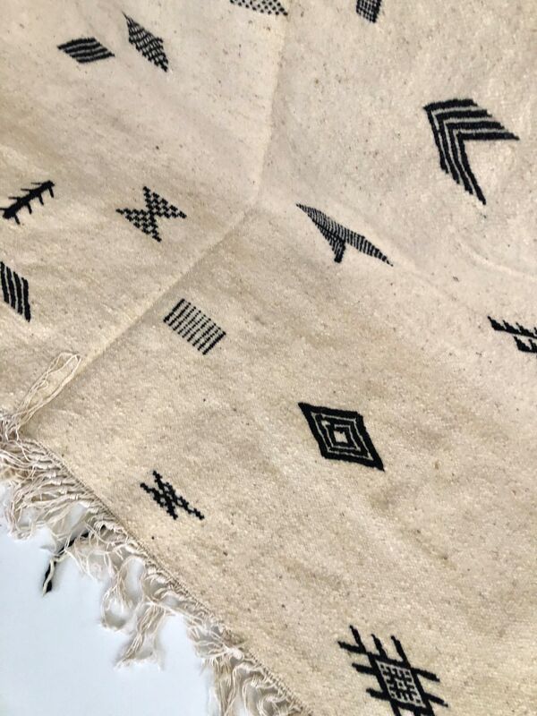 Tapis kilim berbère marocain 310x179cm