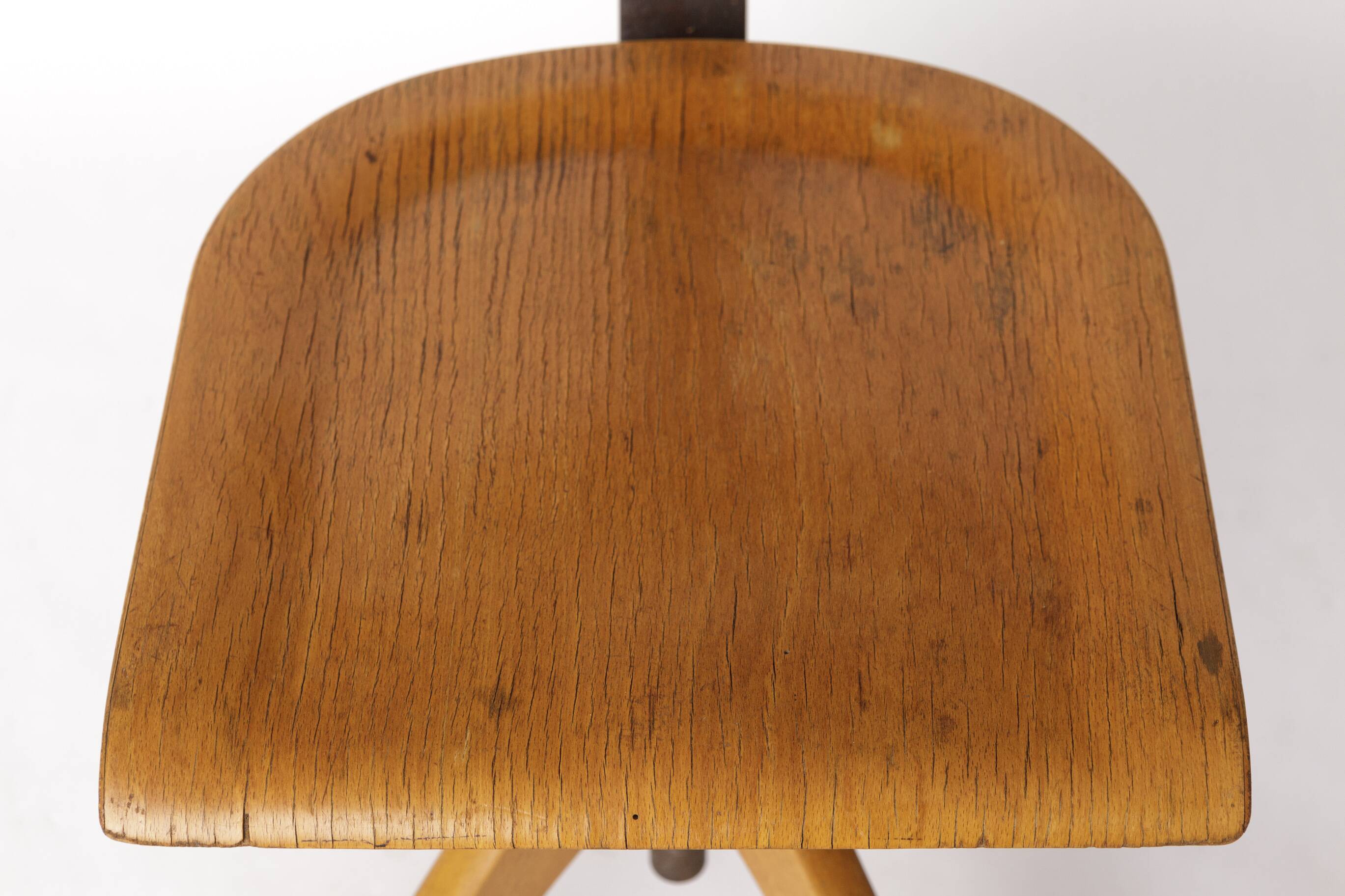 Chaise pivotante industrielle Ama Elastik – Design Bauhaus vintage des années 1950, bois