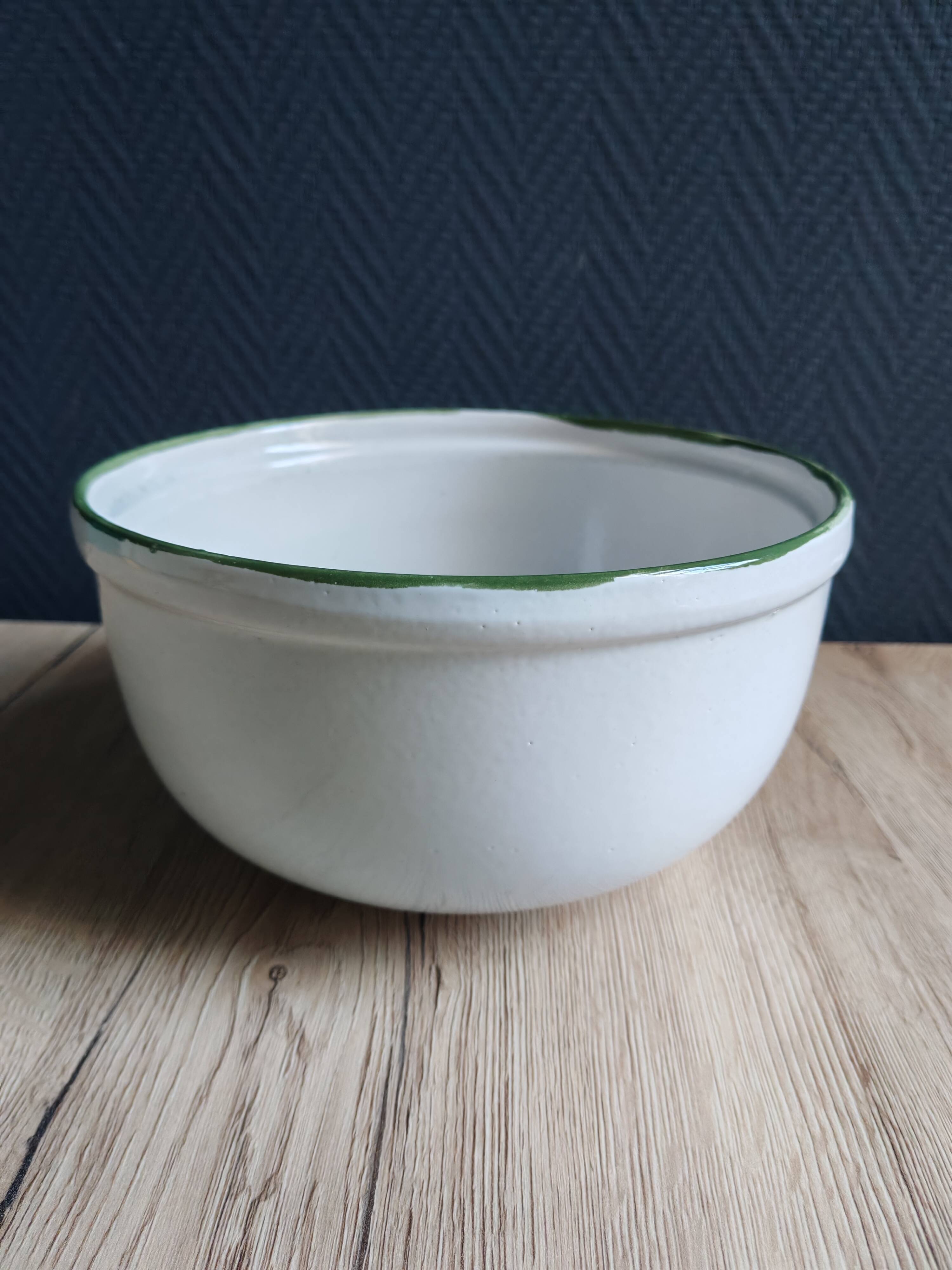 Saladier vintage faïence blanche oiseau exotique style Moustiers