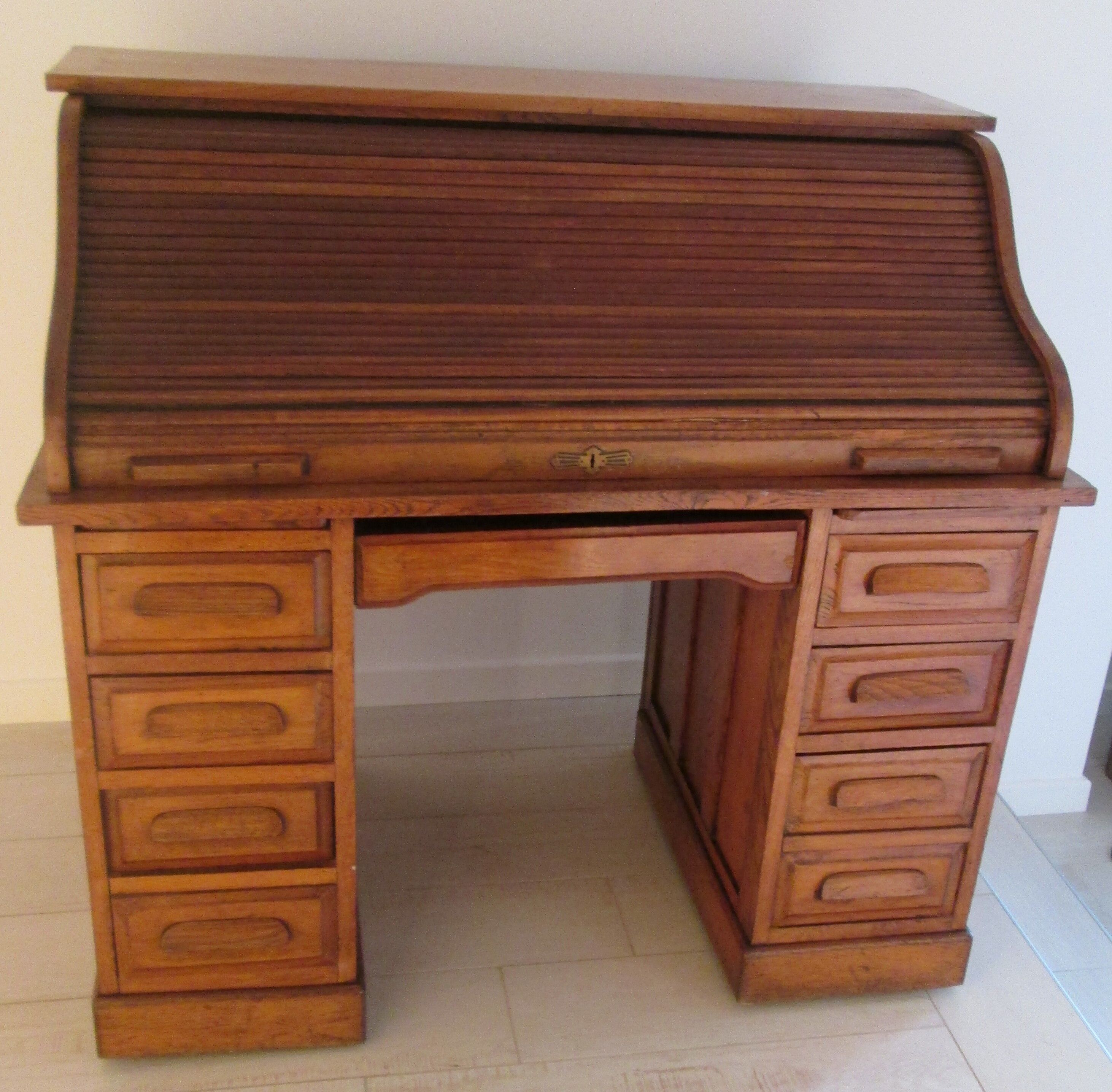 U.S. desk