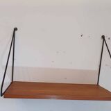 String style shelves