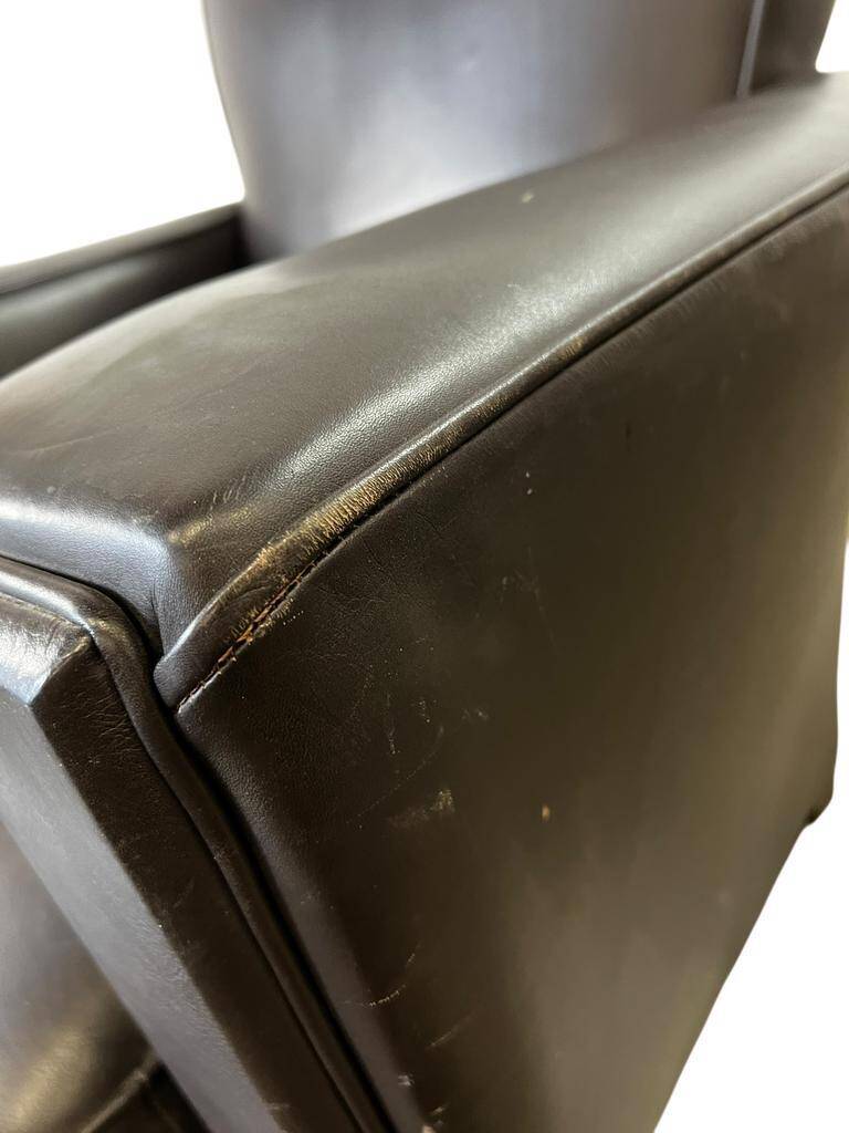 Vintage Art Deco leather armchair / single armchair / chair