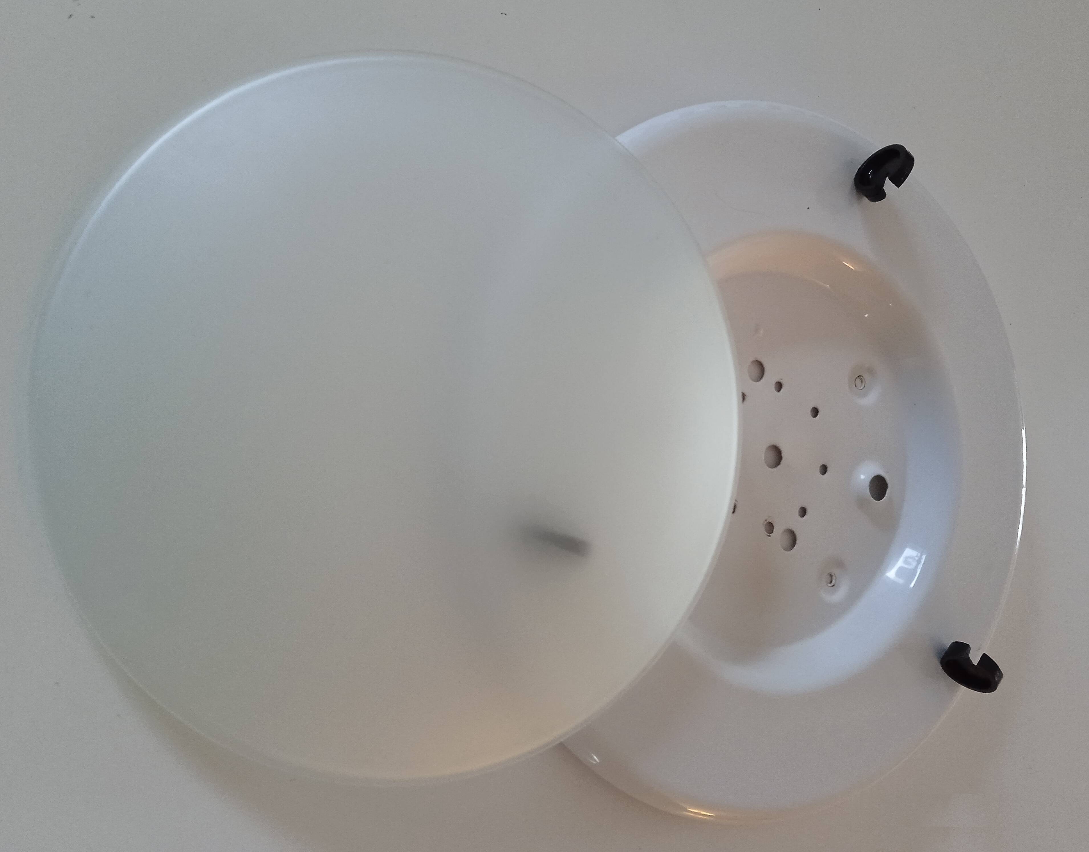 Ceiling lamp wall lamp, shape "galette" frosted glass, white lacquered metal base diameter 30cm