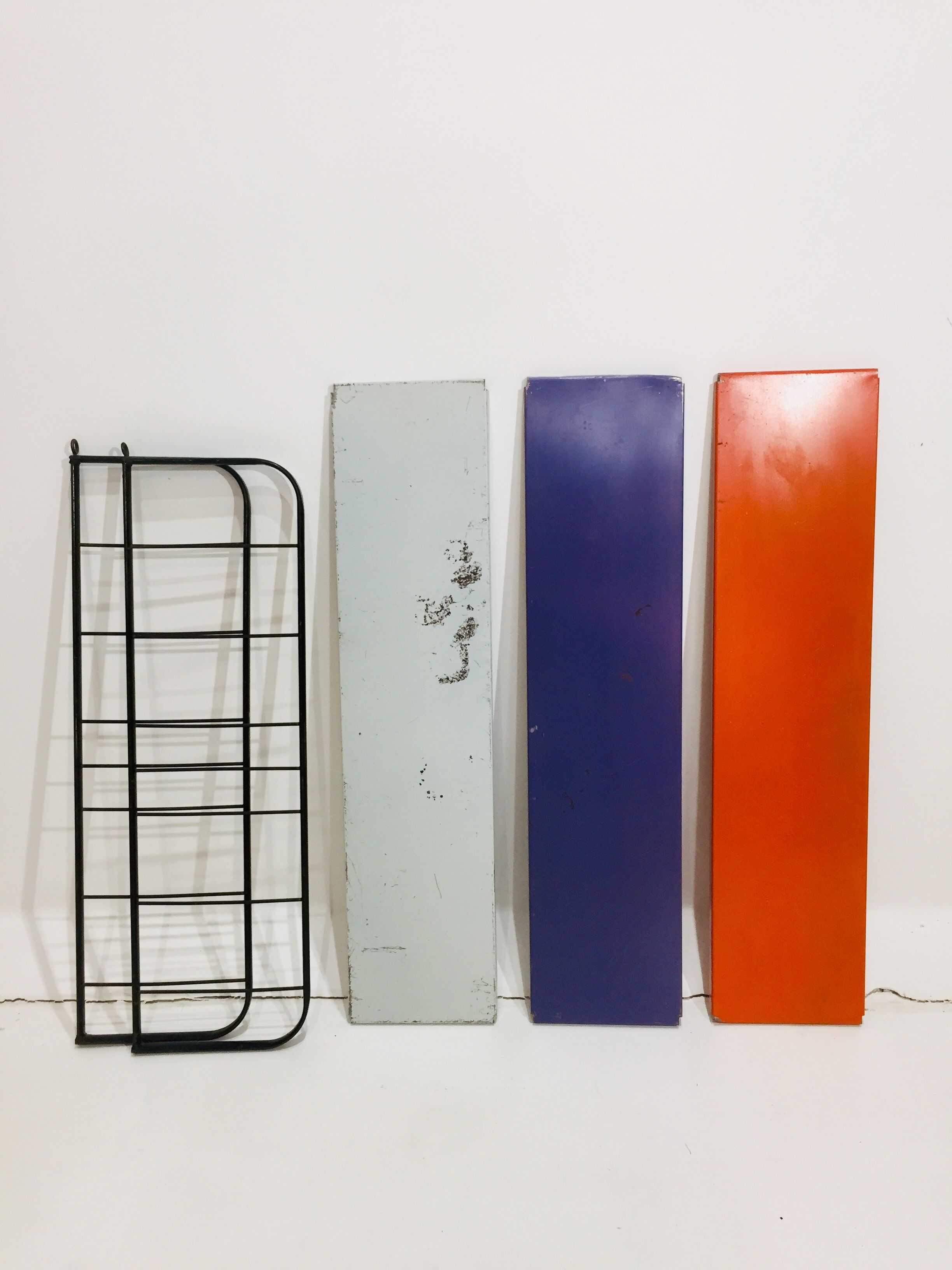 Beautiful metal shelf from the 60s.