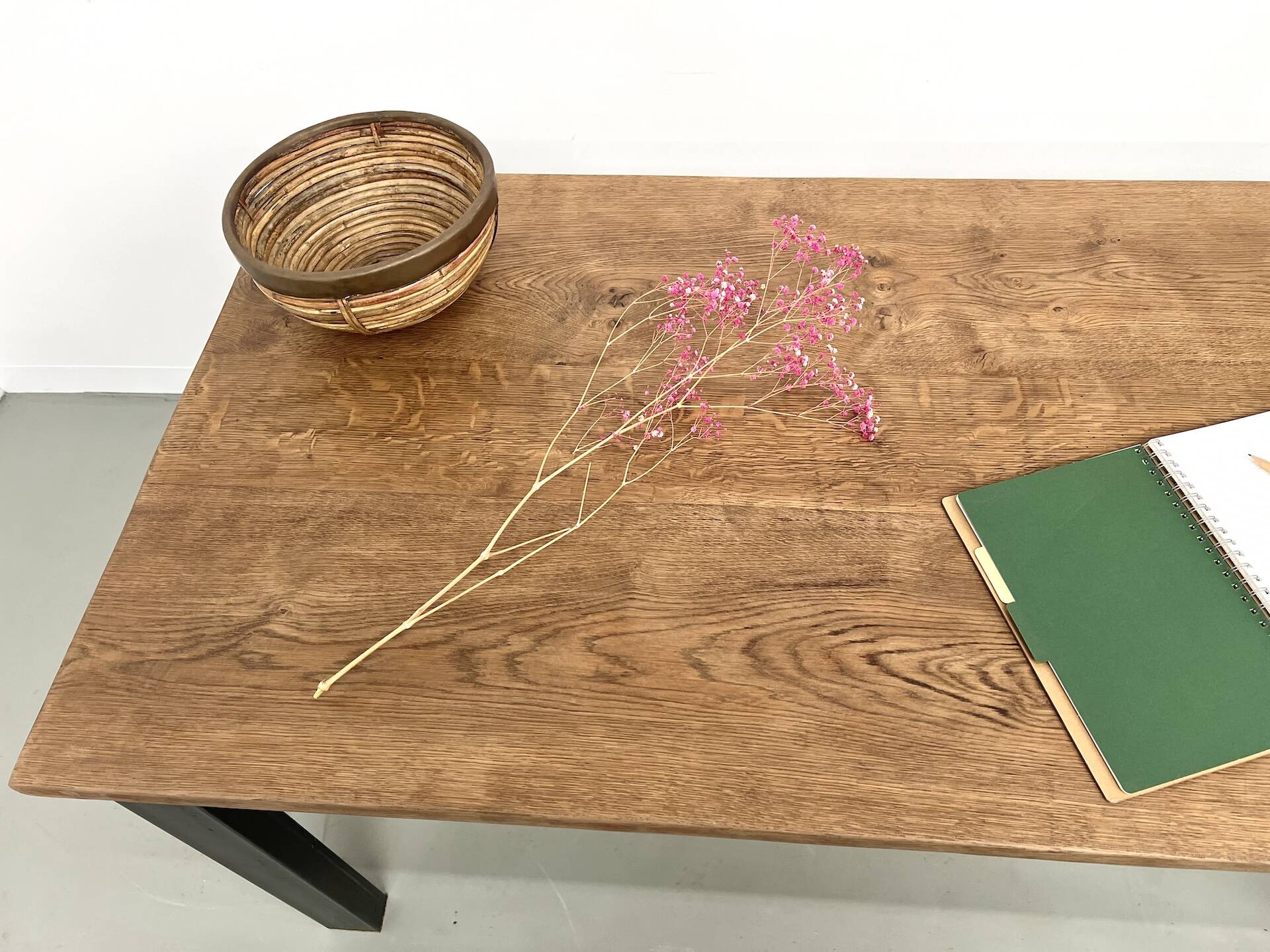 Solid oak dining table from the 70s with metal legs