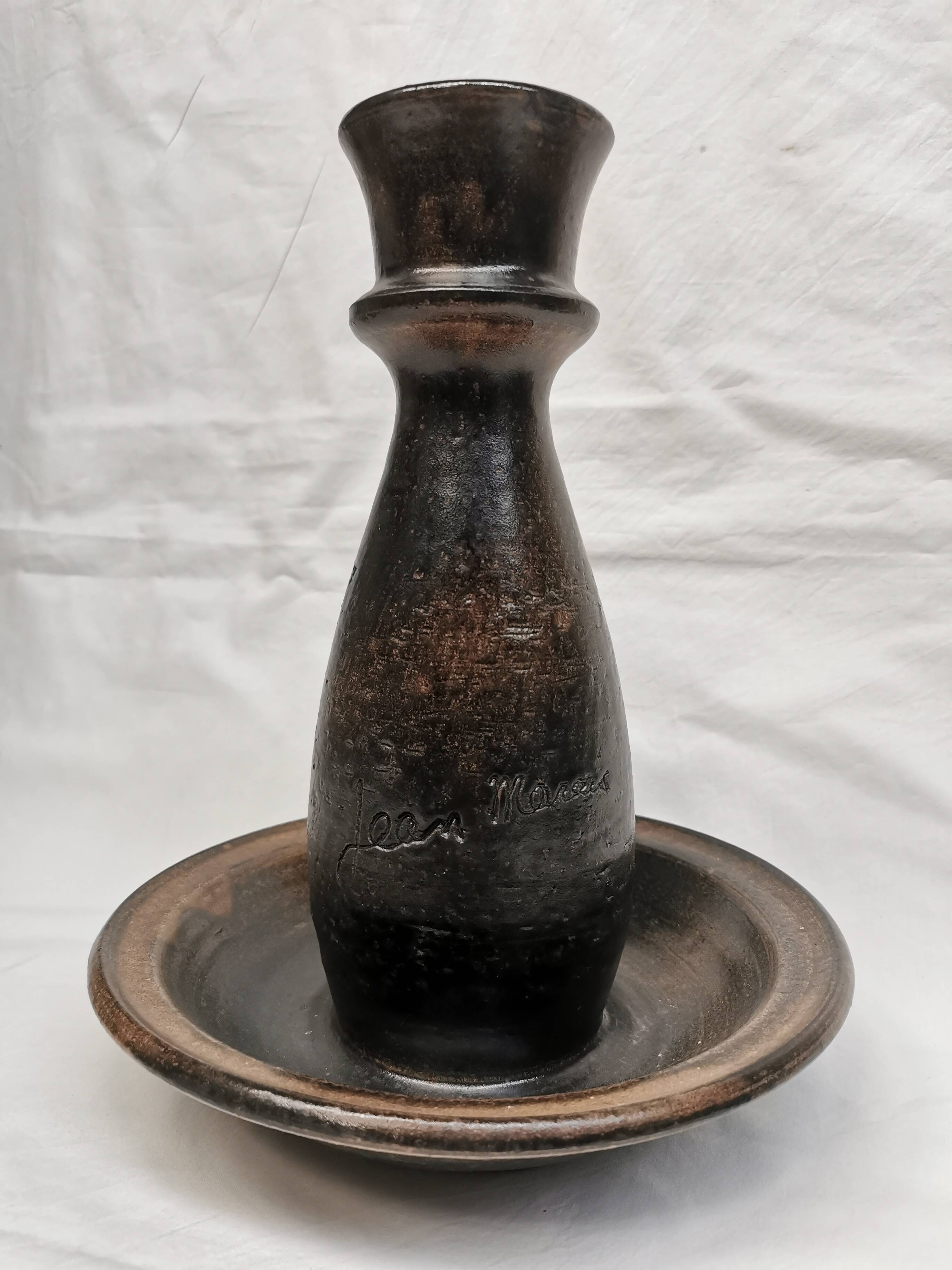 Grand bougeoir, vase . céramique signée jean marais