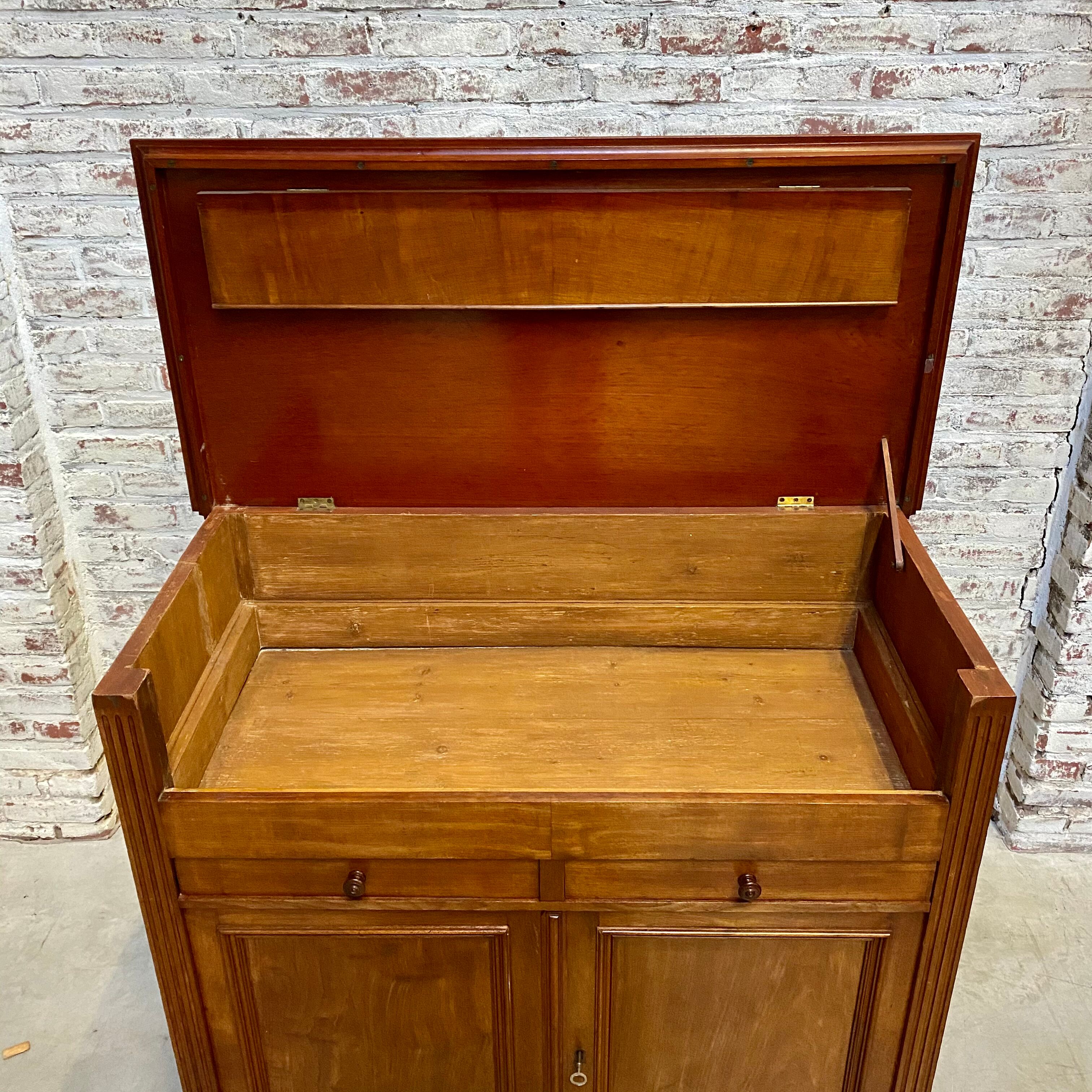Commode anglaise antique en acajou