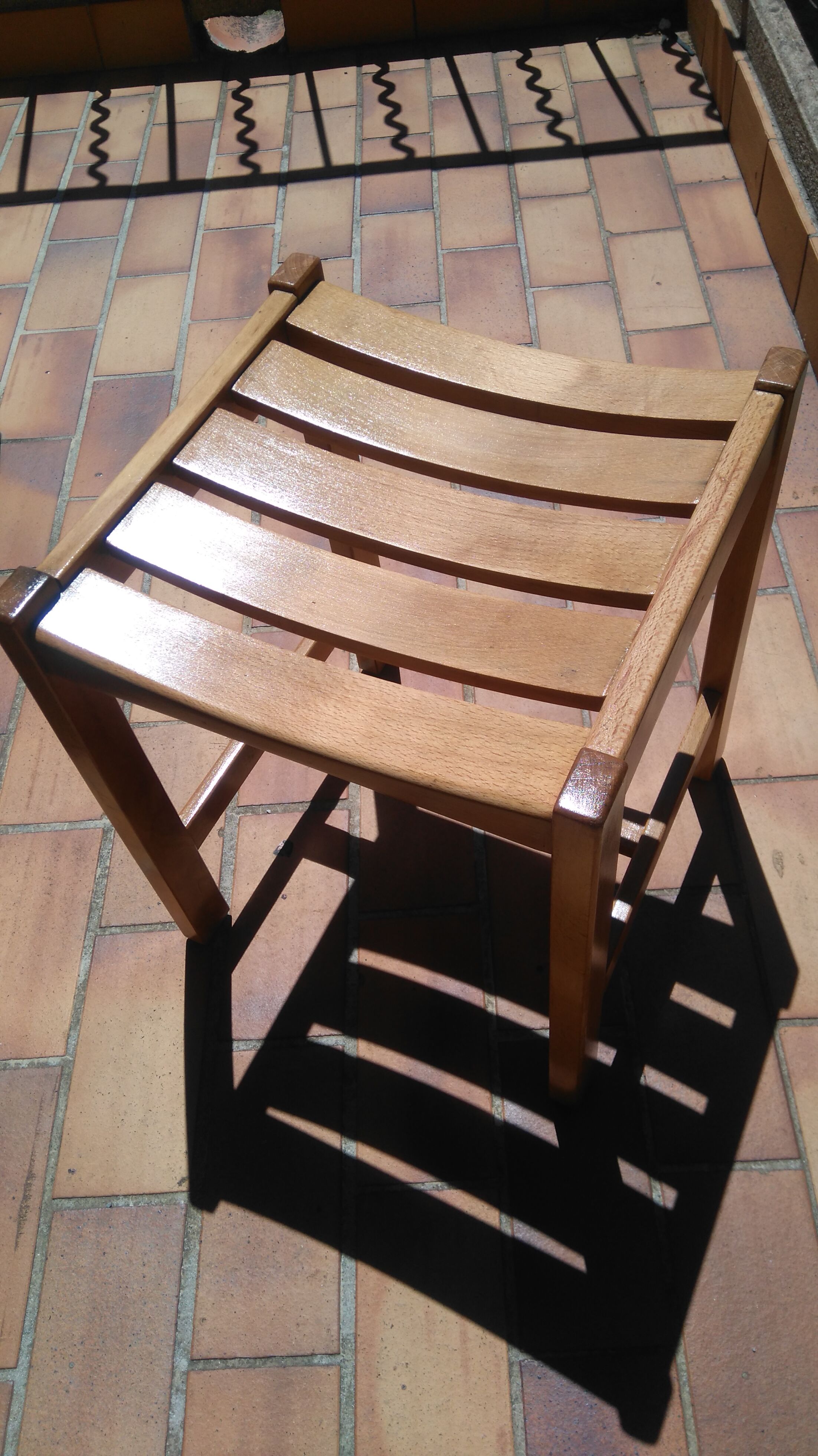 Tabpouret light honey wood