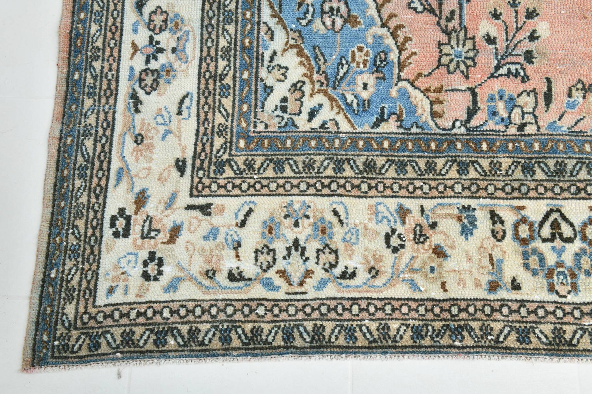 Tapis persan classique bleu et saumon, 318x410 cm