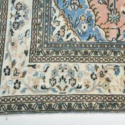 Tapis persan classique bleu et saumon, 318x410 cm