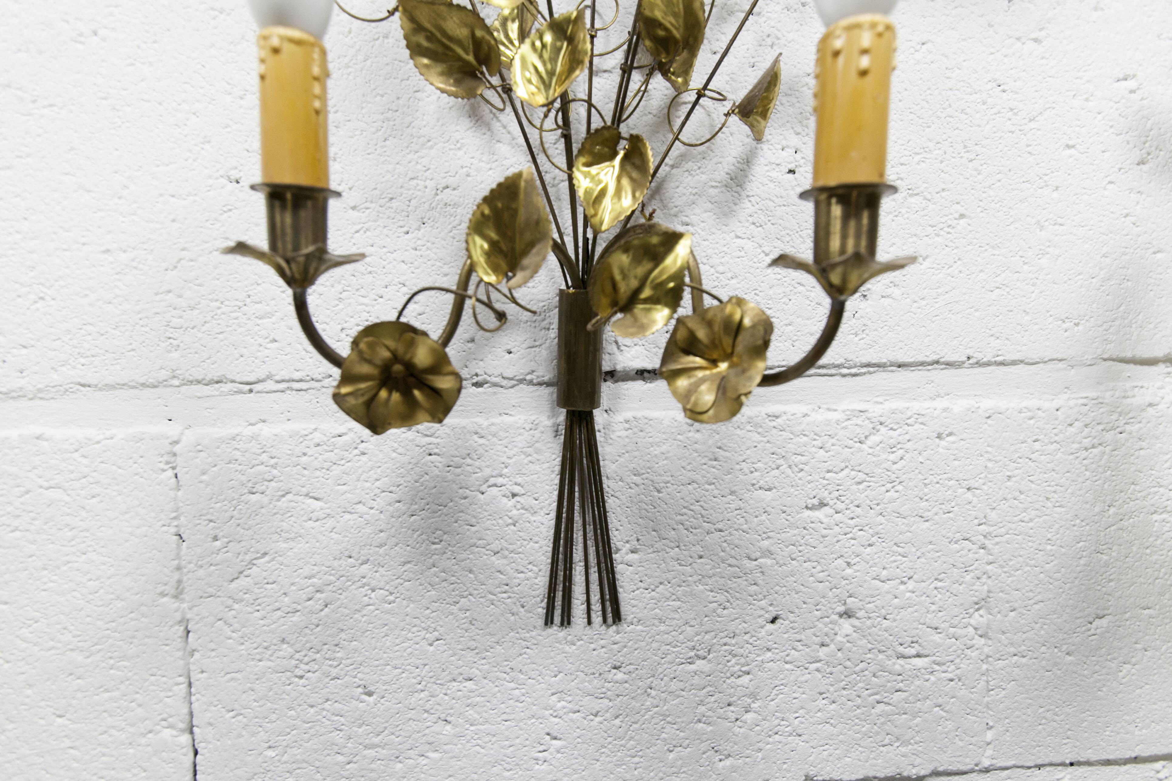 Pair of double flower bouquet sconces in brass 1960