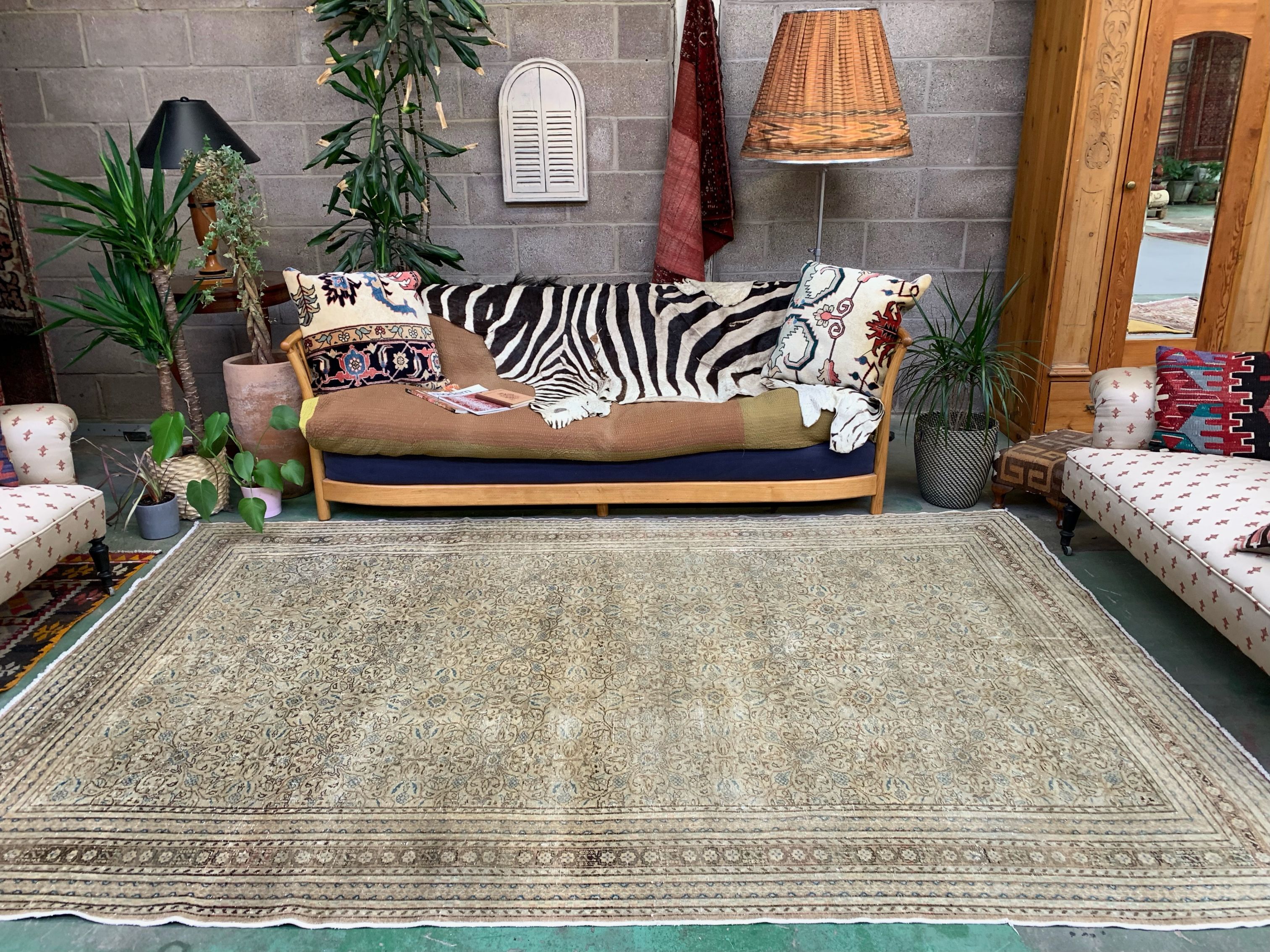 Vintage Turkish Rug 292x190 cm