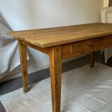 Farm table