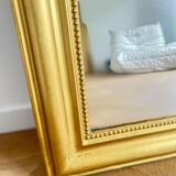 Ancien miroir Louis Philippe, perlé, 84 × 62 cm