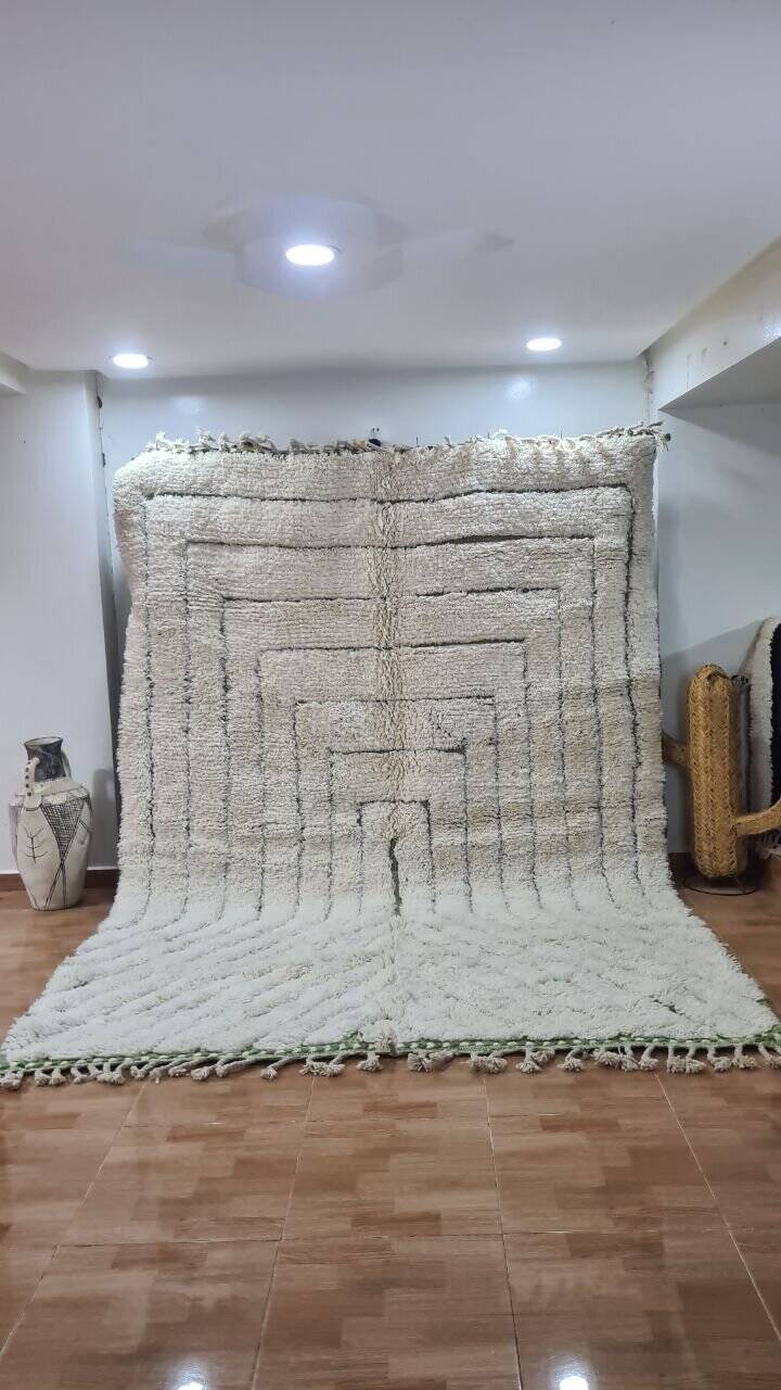 Handmade Beni Ouarain rug 300x200 cm