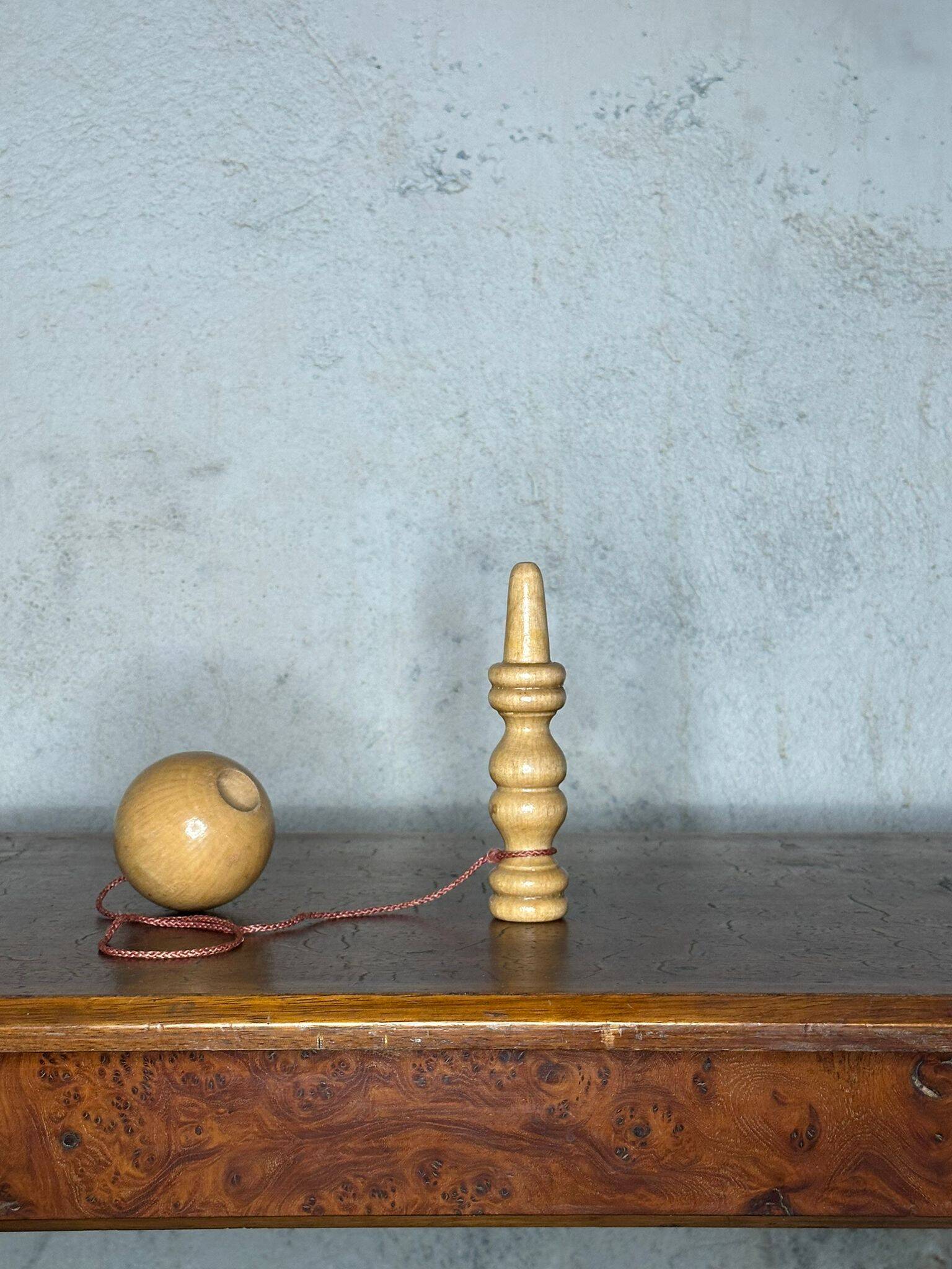 Bilboquet en bois