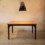 Table de la Reichsbahn avec plateau d'établi