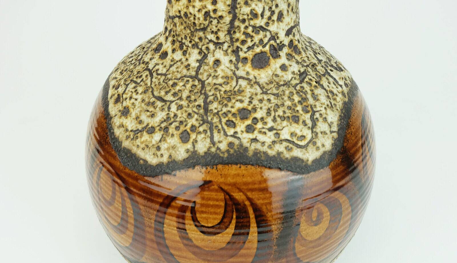 Mid century vase duemler & breiden wgp fat lava squiggle pattern shades of brown and beige 1960s