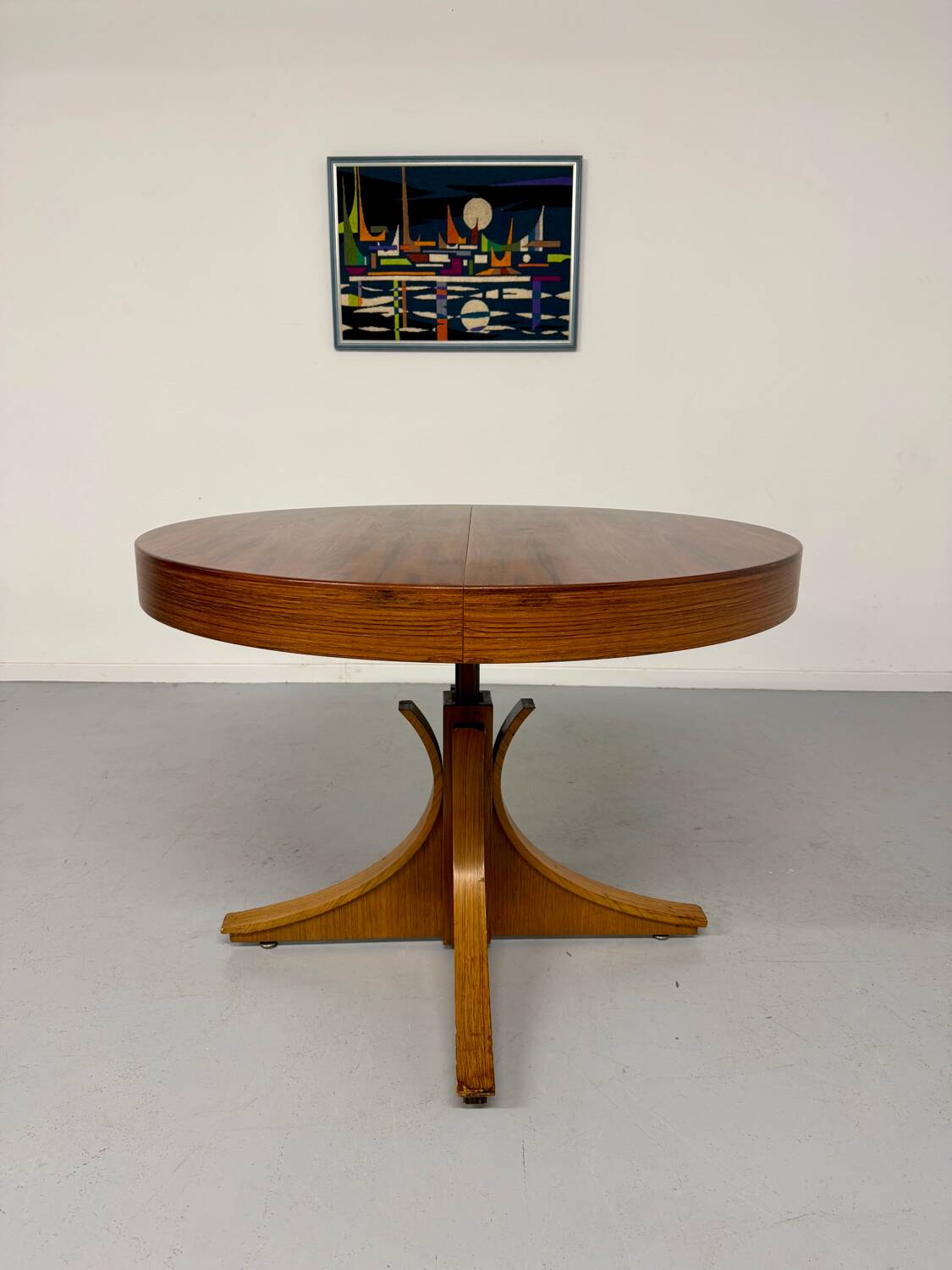 Extendable table with central leg, Italian design by Luigi Bartolini, vintage.
