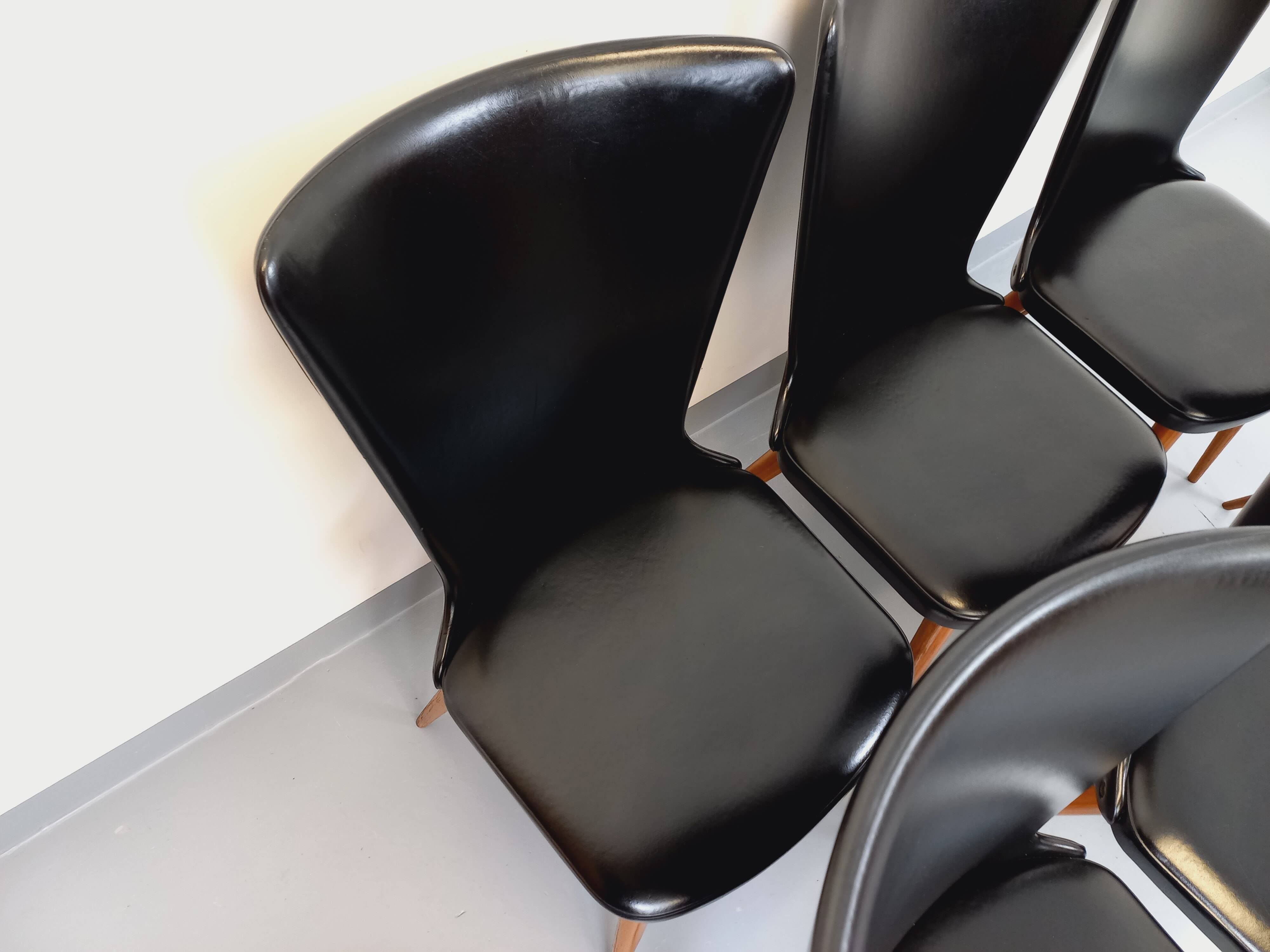 Set of 6 vintage Baumann Essor chairs in beech wood and skai