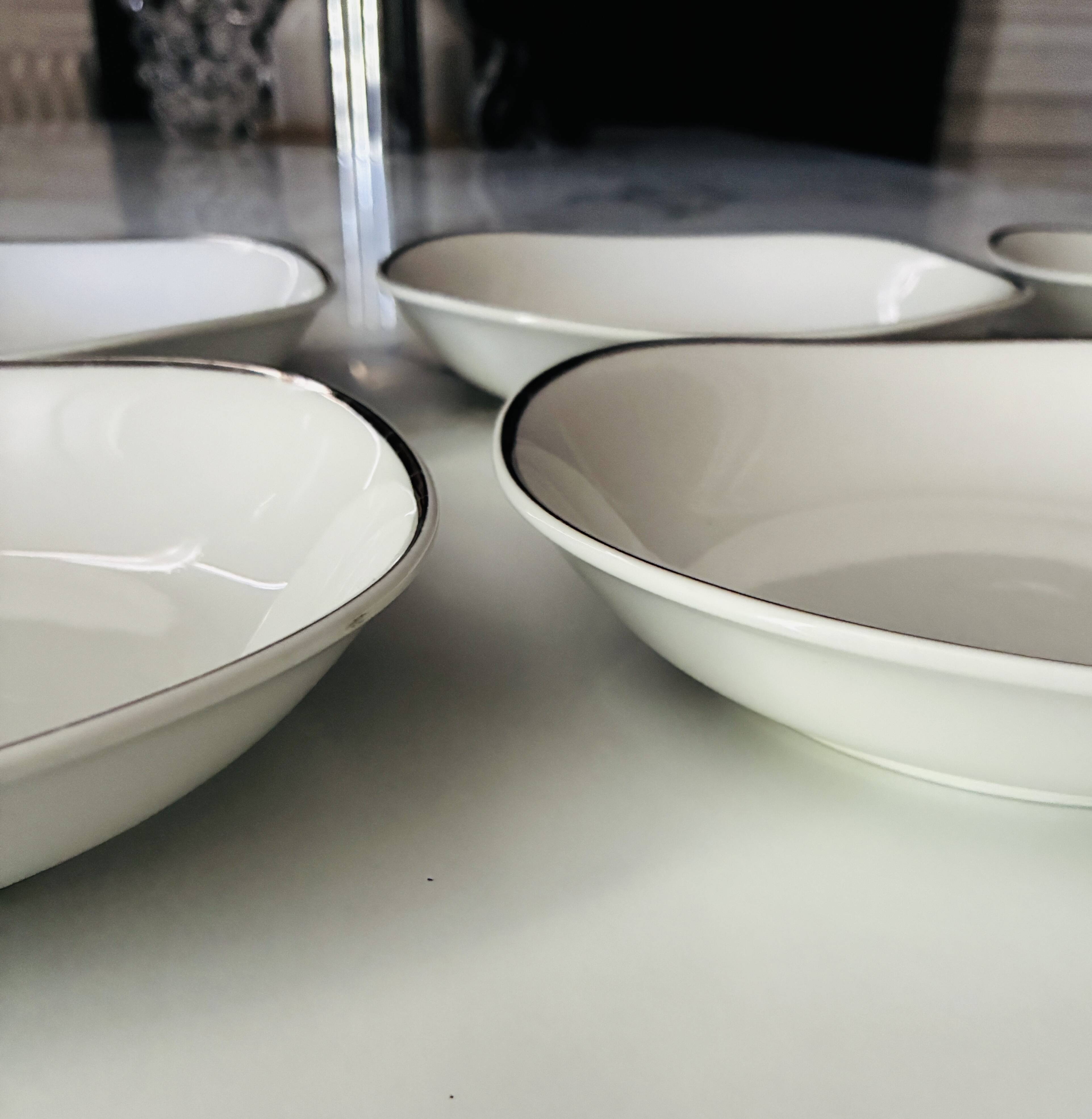 Assiettes à souple porcelaine Schirnding Bavaria