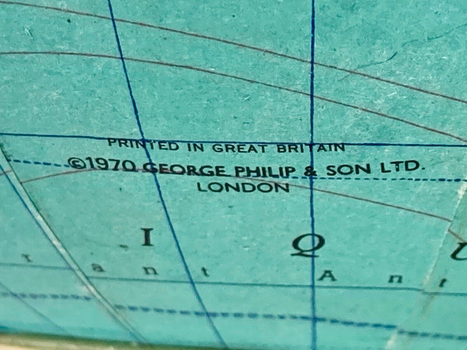 Globe terrestre mappemonde ancienne verre lumière design vintage 1970