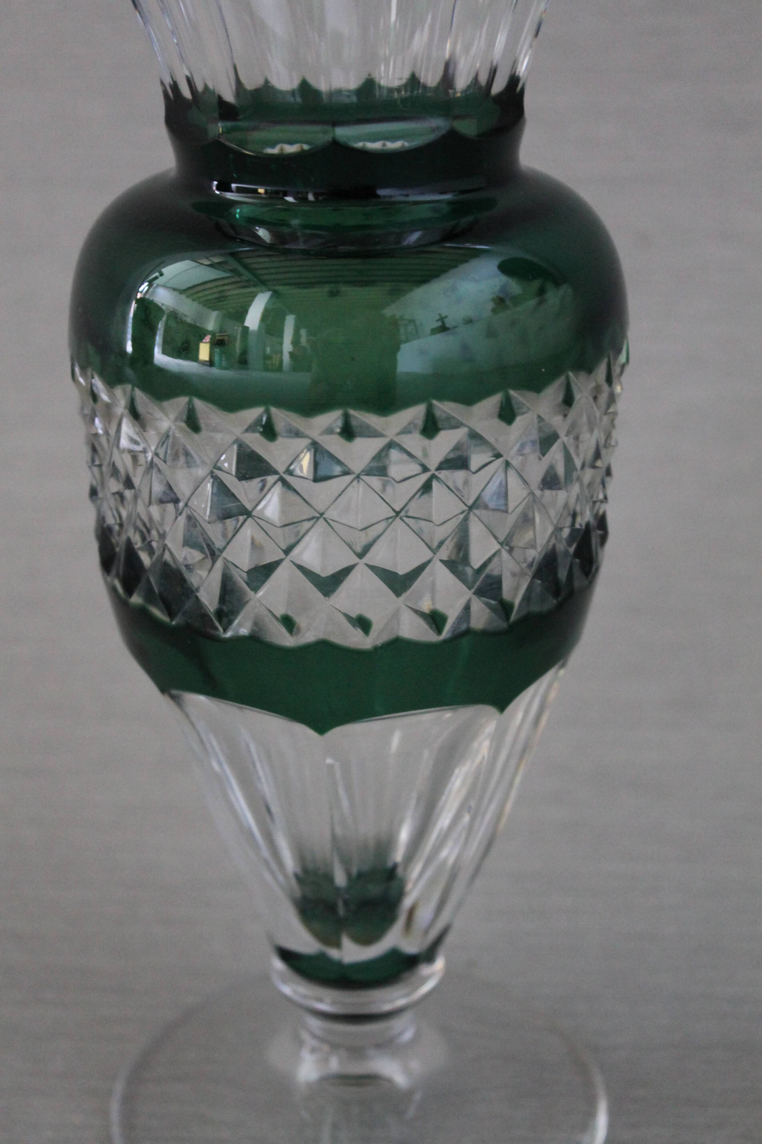 Val Saint-Lambert crystal vase, Gary model, cut in emerald green