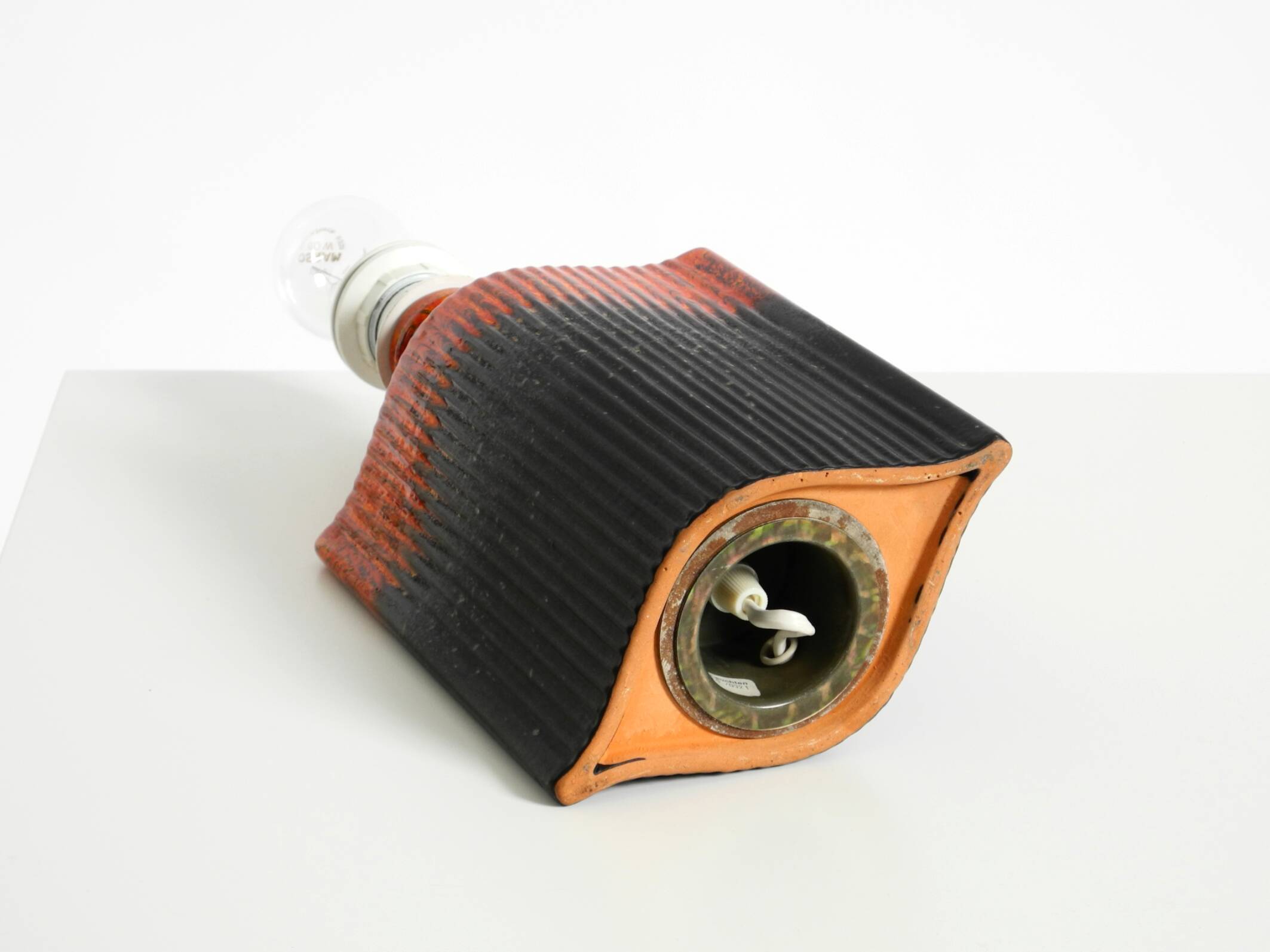 Unique 1960s ceramic table lamp in red and black by Kaiser Leuchten