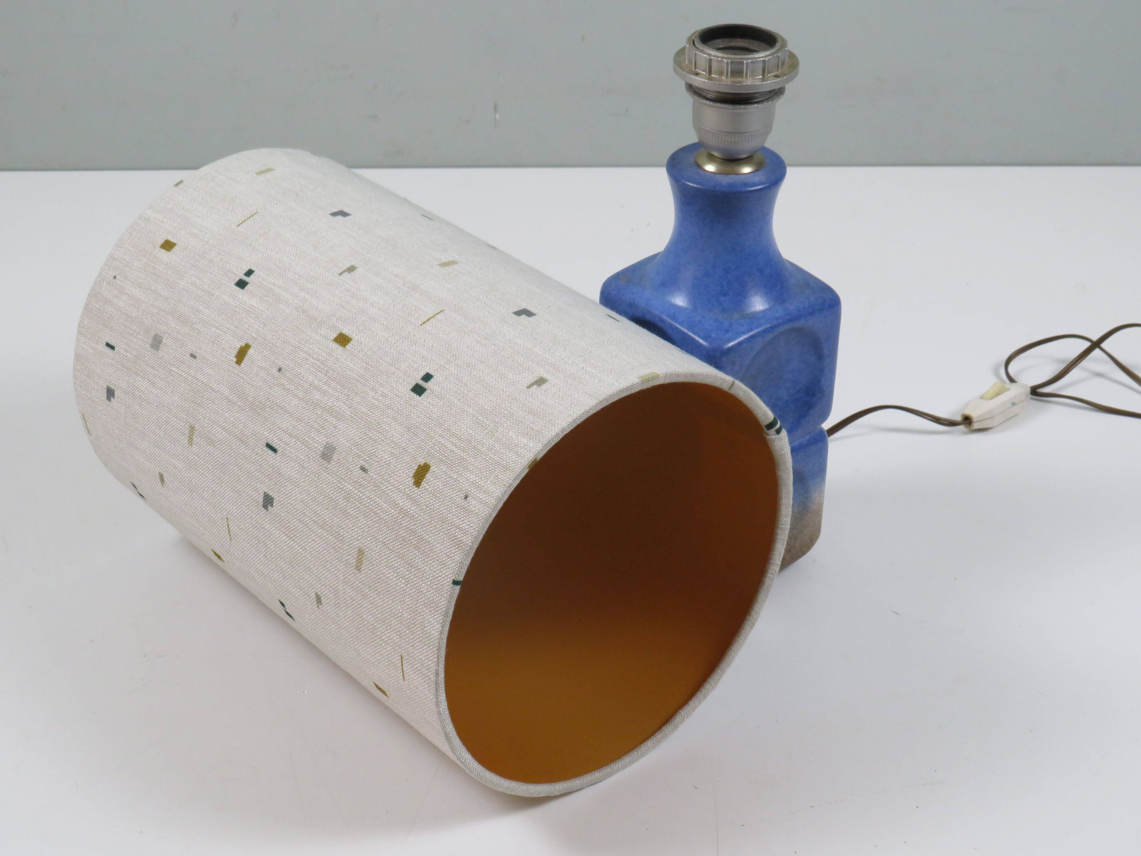 Italian ceramic table lamp with custom shade – 1970