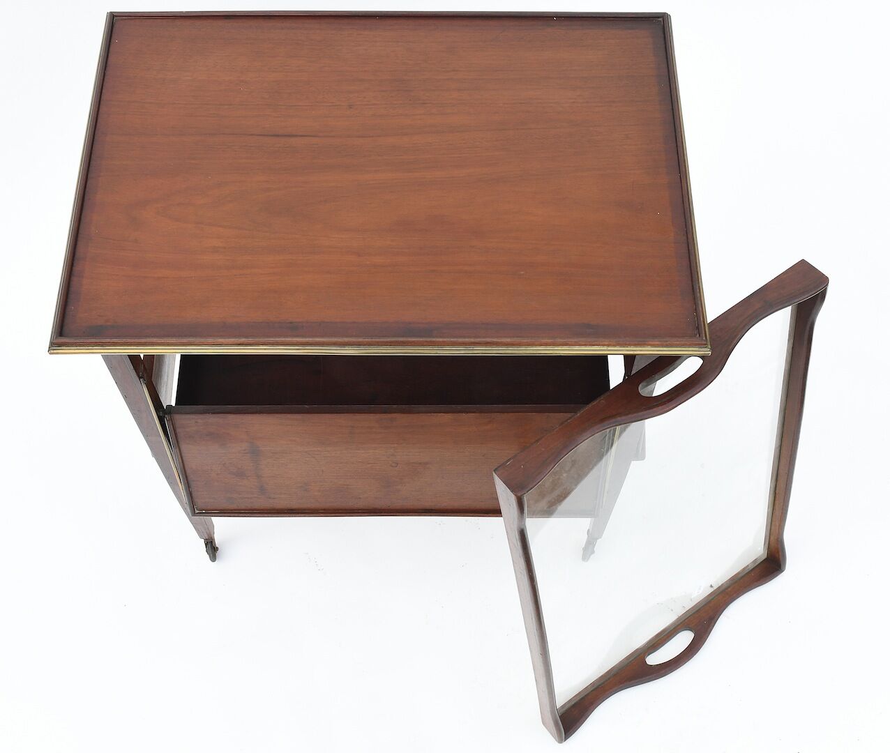 English-style tea table