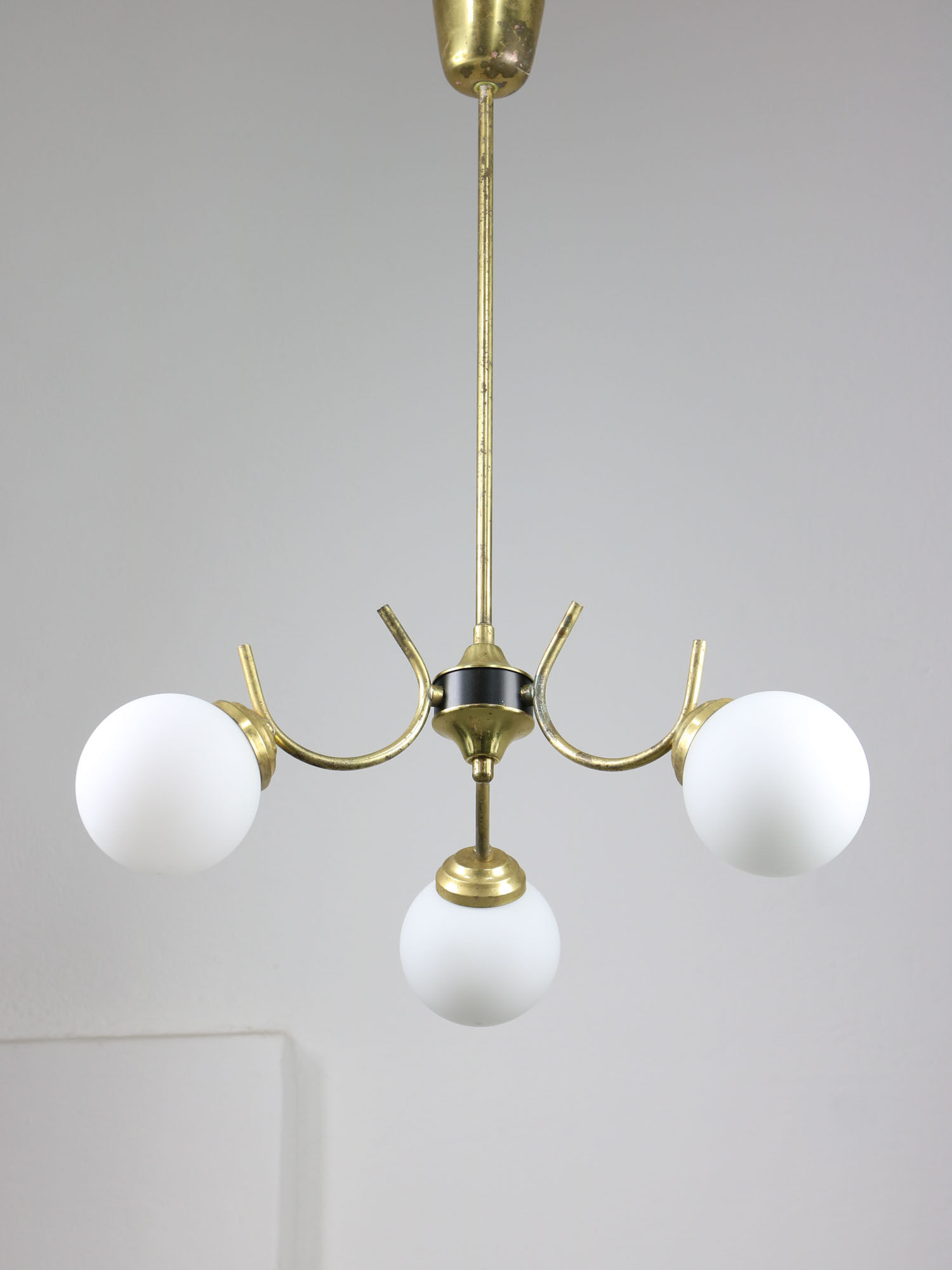 Italian Mid-century Brass and Opaline Glass Chandelier