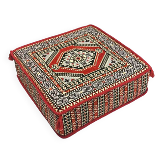Red anatolian floor table
