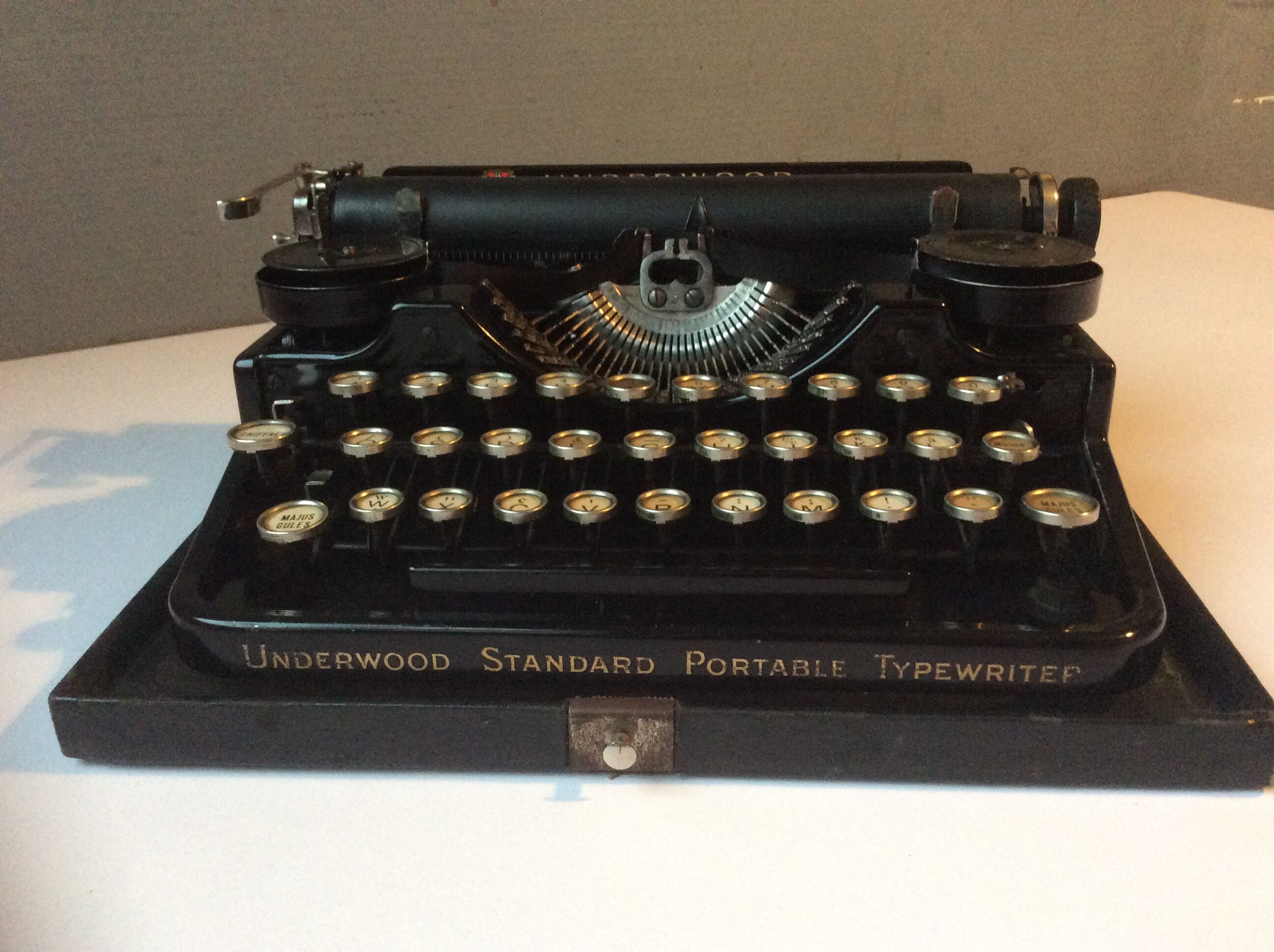 Typewriter Underwood portable Elliott - Fisher 3 Bank