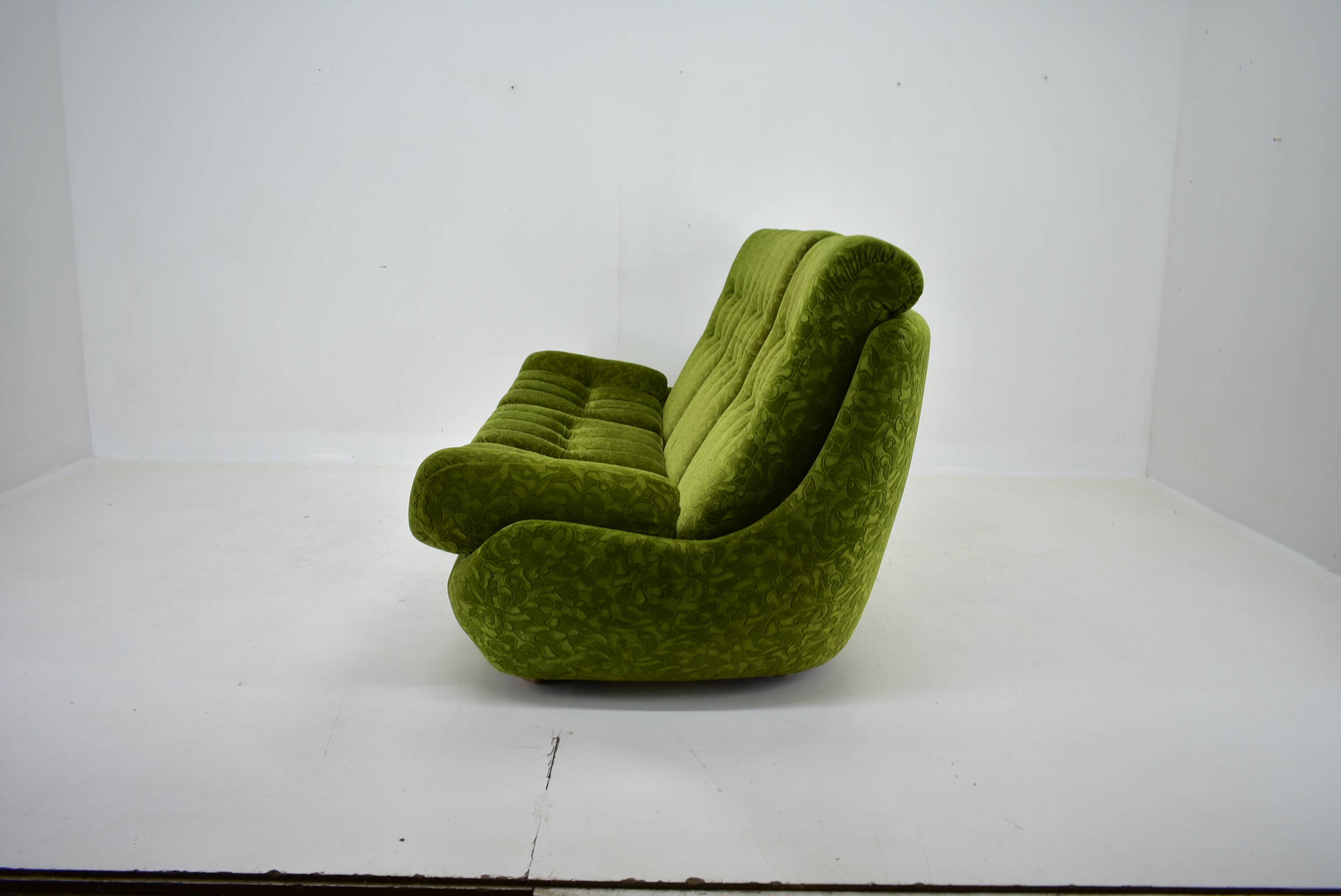 Big Design Three-Seat Sofa Atlantis,Czechoslovakia 1970s