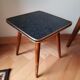Etite table bois et formica