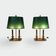 Paire de lampes de table à deux feux en laiton à abat-jour verts. travail f